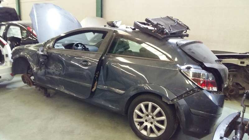 13129195 CONDENSADOR RADIADOR AIRE ACONDICIONADO OPEL ASTRA H BERLINA 2005 1323 devimagesvext/08283e45-1ba6-4c70-9a92-5b0ff35685bb/migcrv/imagenes/000/000/001/000000001979.jpeg