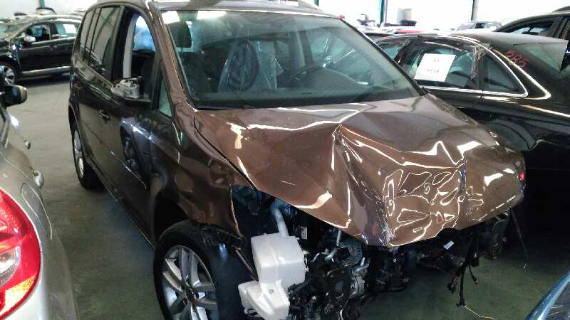 8200628441 COMPRESOR AIRE ACONDICIONADO VOLKSWAGEN TOURAN 2012 9879 devimagesvext/08283e45-1ba6-4c70-9a92-5b0ff35685bb/migcrv/imagenes/000/000/018/000000018264.jpeg