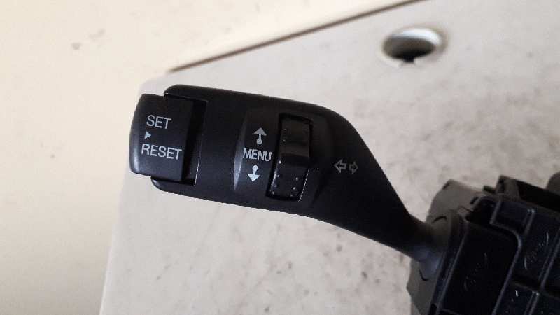 17D940 MANDO MULTIFUNCION FORD FOCUS SPORTBREAK 2008 6185 devimagesvext/08283e45-1ba6-4c70-9a92-5b0ff35685bb/migcrv/imagenes/000/000/086/000000086598.jpeg