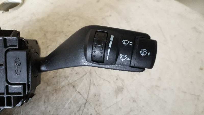 17D940 MANDO MULTIFUNCION FORD FOCUS SPORTBREAK 2008 6185 devimagesvext/08283e45-1ba6-4c70-9a92-5b0ff35685bb/migcrv/imagenes/000/000/086/000000086600.jpeg
