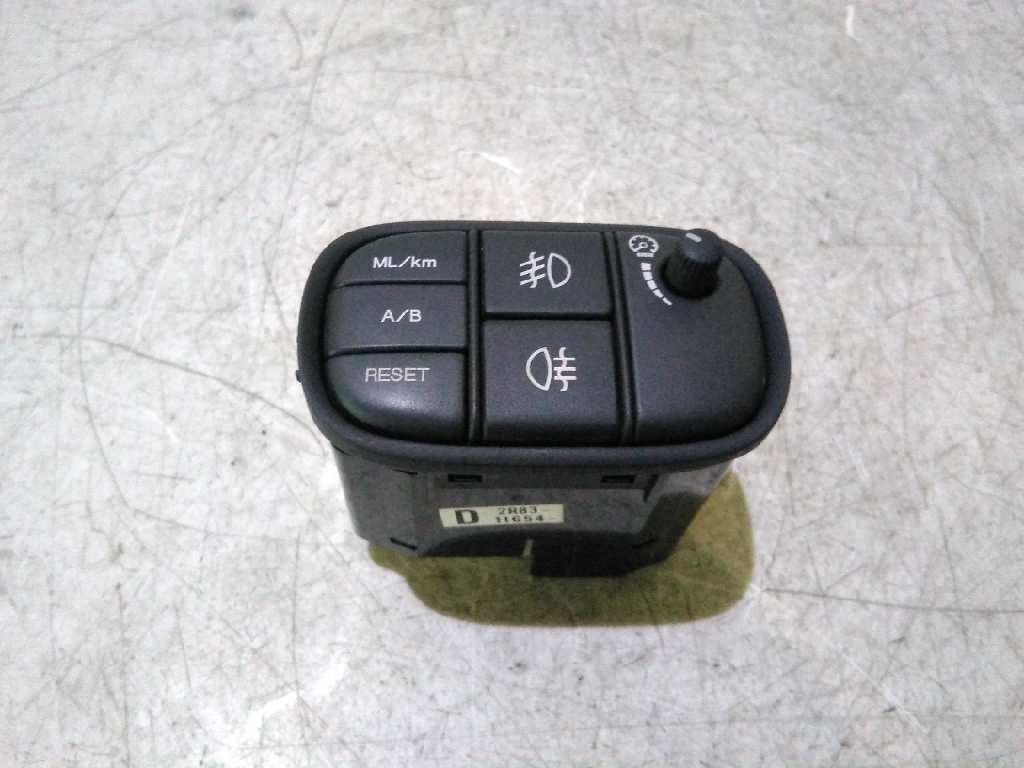 D2R8311654 MANDO LUCES JAGUAR S-TYPE 2006 6668 devimagesvext/08283e45-1ba6-4c70-9a92-5b0ff35685bb/migcrv/imagenes/000/000/170/000000170454.jpeg