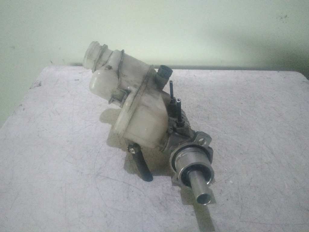 0204024731 BOMBA FRENO LANCIA YPSILON 2007 3504 devimagesvext/08283e45-1ba6-4c70-9a92-5b0ff35685bb/migcrv/imagenes/000/000/171/000000171408.jpeg