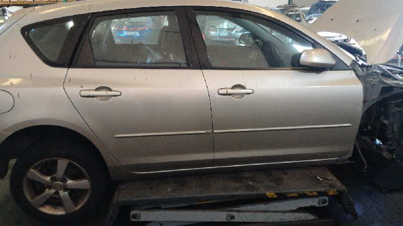 17D682 MANDO LIMPIA MAZDA 3 BERLINA 2004 22502 devimagesvext/08283e45-1ba6-4c70-9a92-5b0ff35685bb/migcrv/imagenes/000/000/194/000000194838.jpeg