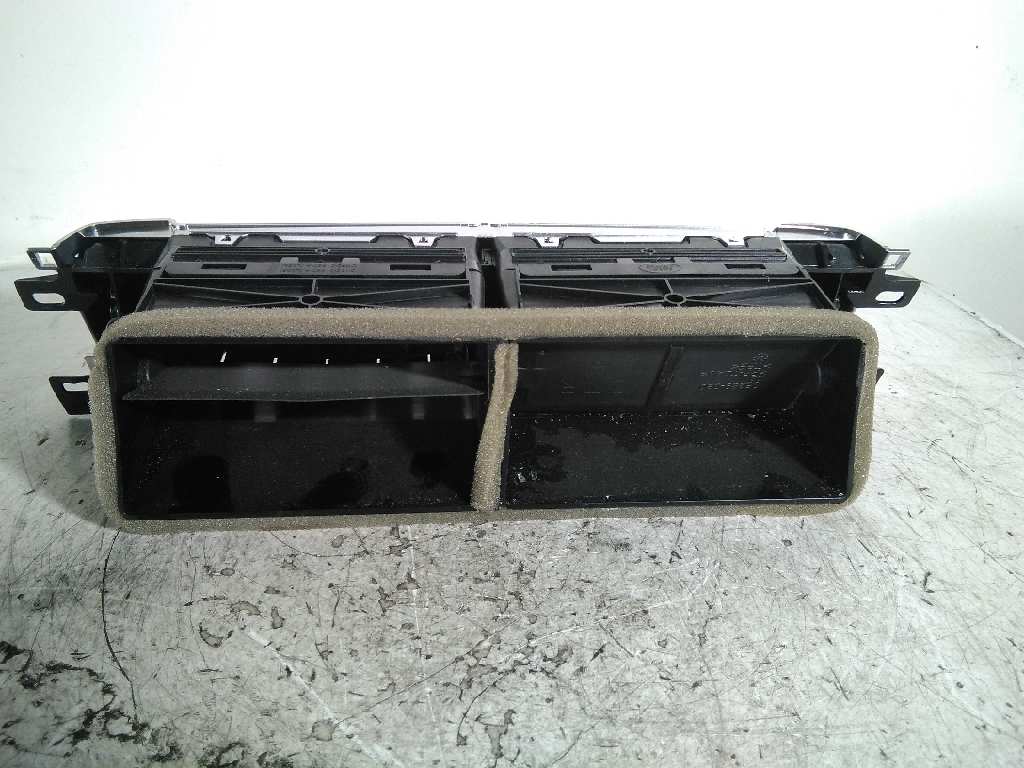 DK6201820AA REJILLA AIREADORA LAND ROVER RANGE ROVER SPORT 2014 3927 devimagesvext/08283e45-1ba6-4c70-9a92-5b0ff35685bb/migcrv/imagenes/000/000/209/000000209456.jpeg