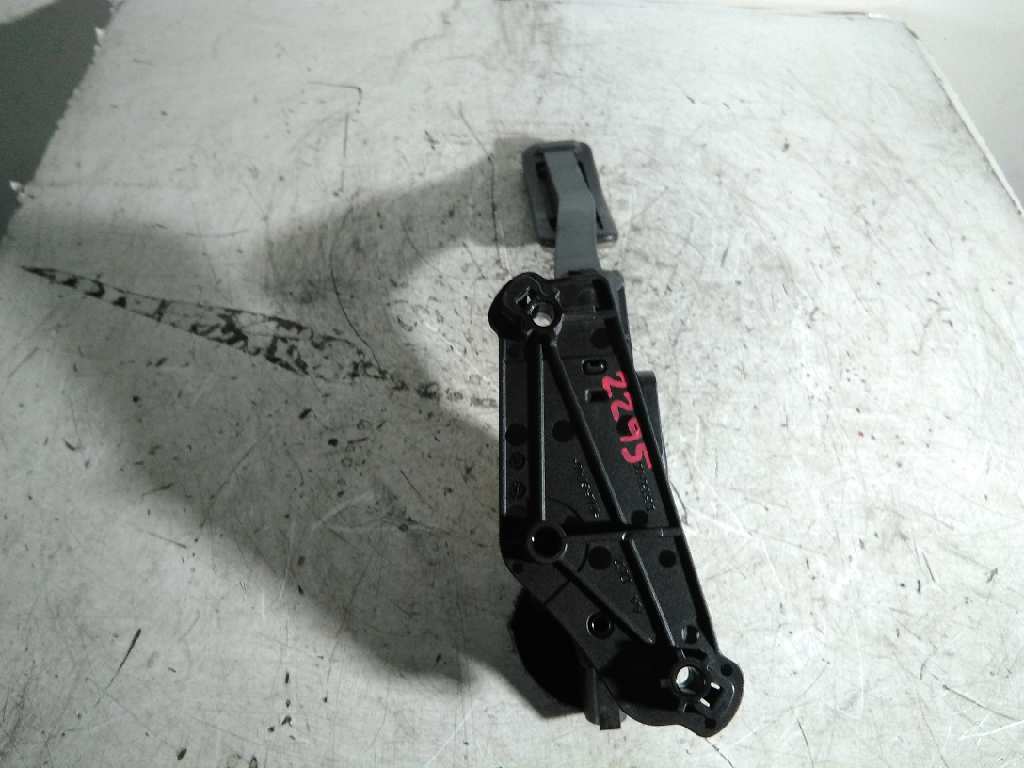 CK5M9N736AA PEDAL FRENO LAND ROVER RANGE ROVER SPORT 2014 6866 devimagesvext/08283e45-1ba6-4c70-9a92-5b0ff35685bb/migcrv/imagenes/000/000/209/000000209526.jpeg
