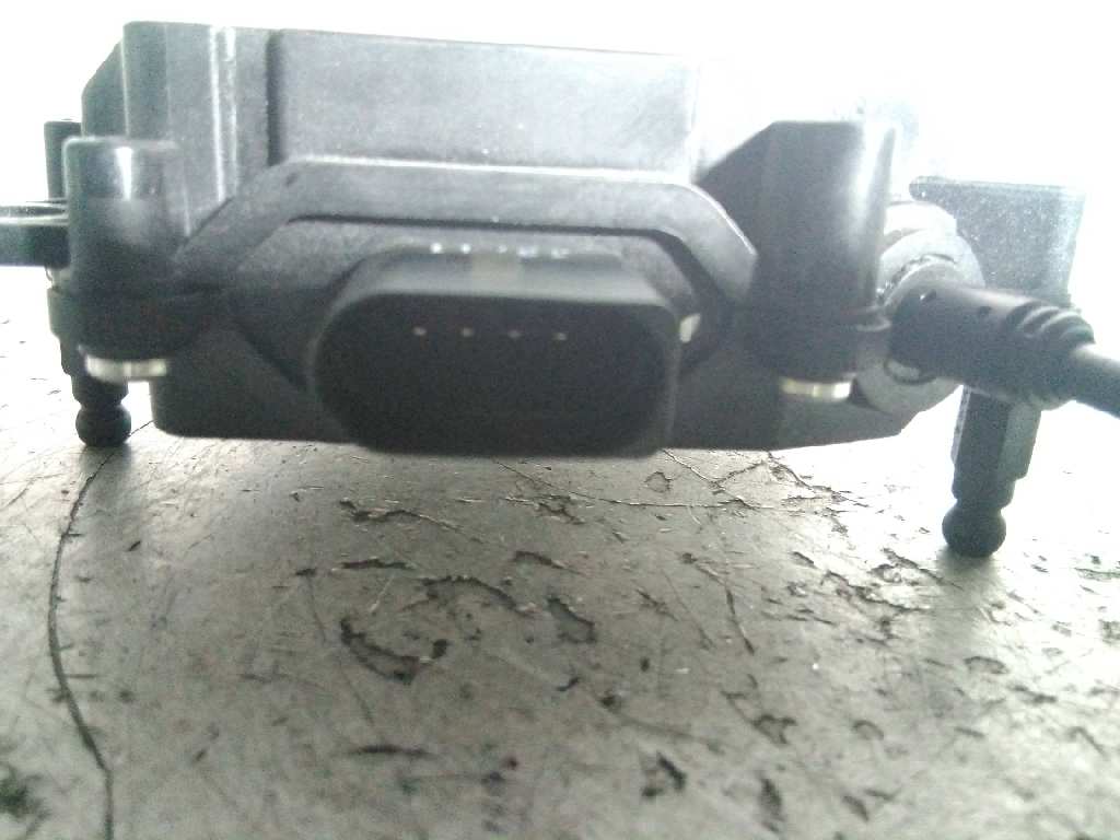 DK62404C10AB CERRADURA MALETERO PORTON LAND ROVER RANGE ROVER SPORT 2014 7215 devimagesvext/08283e45-1ba6-4c70-9a92-5b0ff35685bb/migcrv/imagenes/000/000/210/000000210334.jpeg