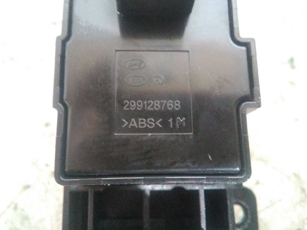 299128768 WARNING KIA CARENS 2016 6611 devimagesvext/08283e45-1ba6-4c70-9a92-5b0ff35685bb/migcrv/imagenes/000/000/224/000000224351.jpeg
