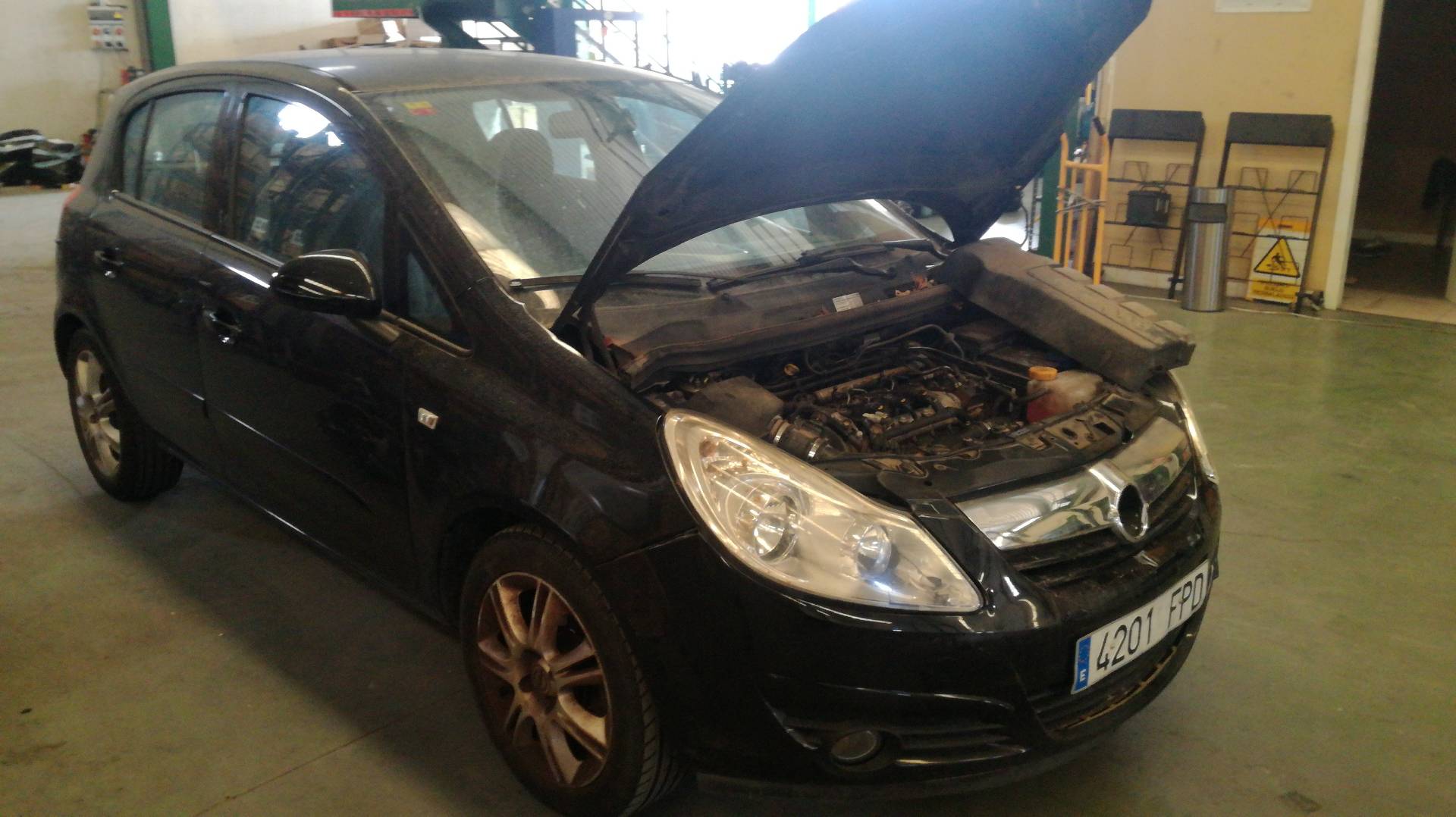 13209460  OPEL CORSA D 2007 24000 devimagesvext/08283e45-1ba6-4c70-9a92-5b0ff35685bb/migcrv/imagenes/000/000/252/000000252726.jpeg