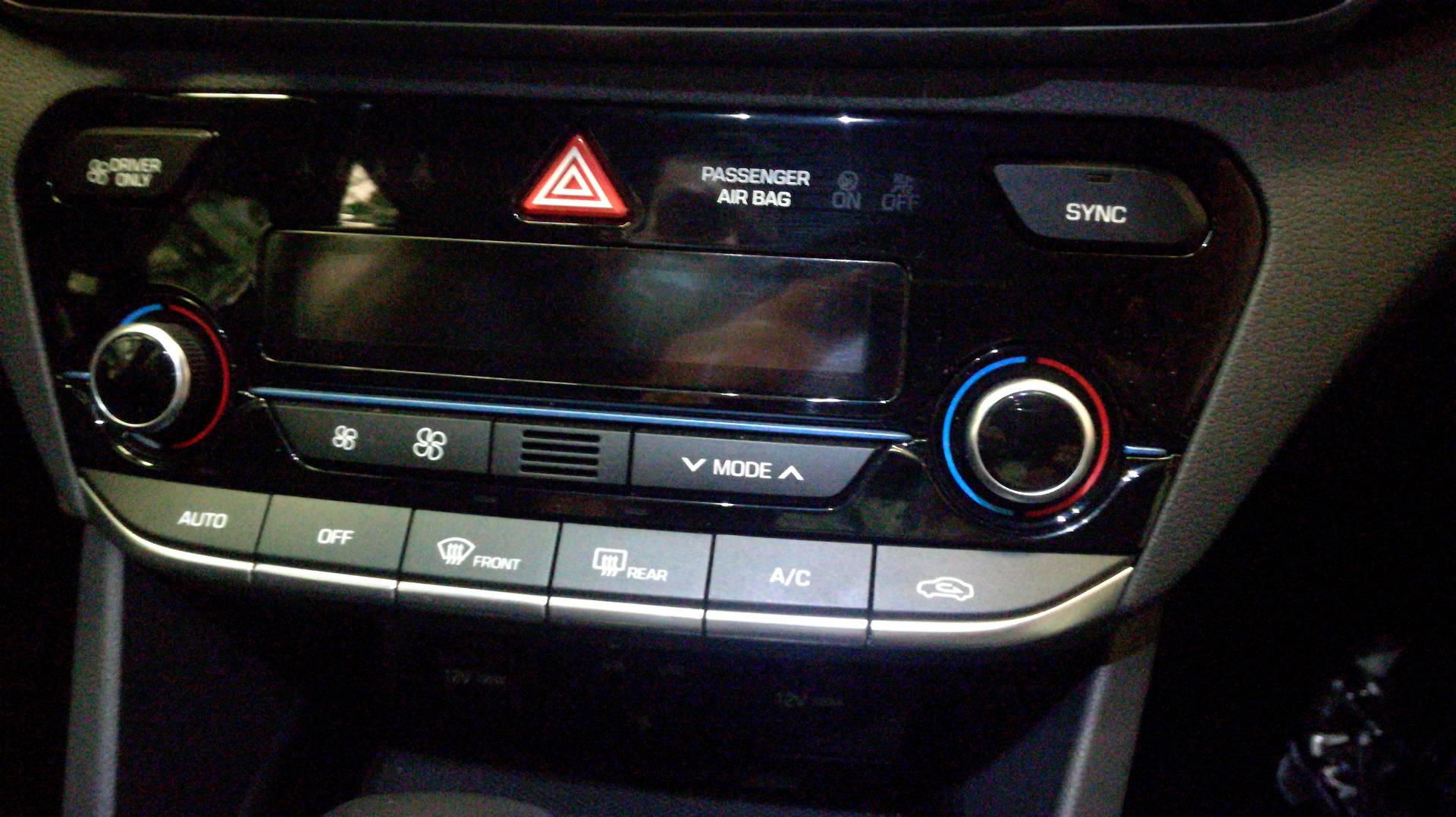SIN DEFINIR MANDO CLIMATIZADOR HYUNDAI IONIQ 2018 25035 devimagesvext/08283e45-1ba6-4c70-9a92-5b0ff35685bb/migcrv/imagenes/000/000/252/000000252802.jpeg