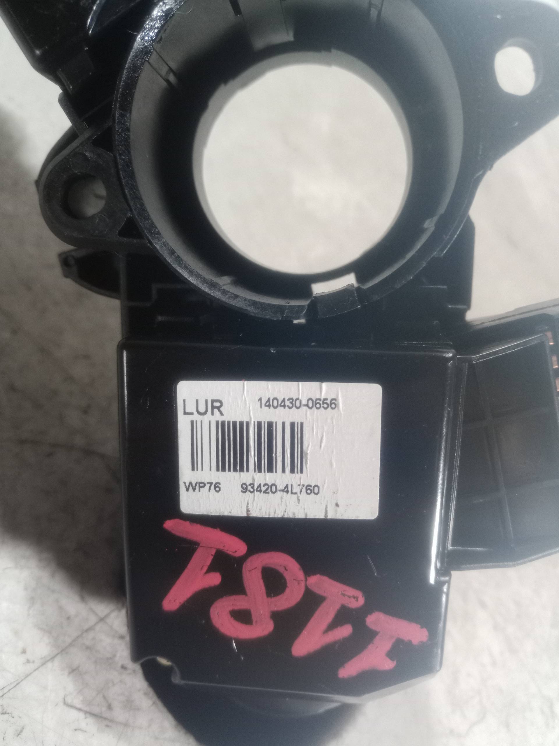 1404300656 MANDO MULTIFUNCION KIA PICANTO 2014 23584 devimagesvext/08283e45-1ba6-4c70-9a92-5b0ff35685bb/migcrv/imagenes/000/000/259/000000259346.jpeg