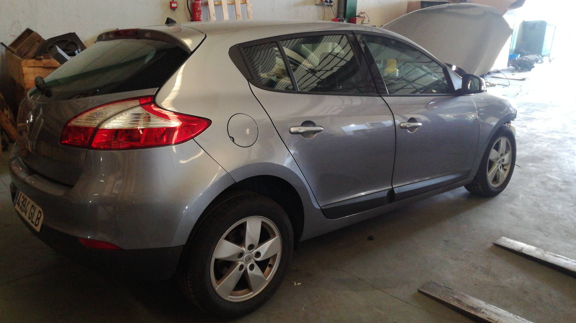 SIN DEFINIR BANDEJA TRASERA RENAULT MEGANE III BERLINA 5P 2009 26307 devimagesvext/08283e45-1ba6-4c70-9a92-5b0ff35685bb/migcrv/imagenes/000/000/259/000000259486.jpeg