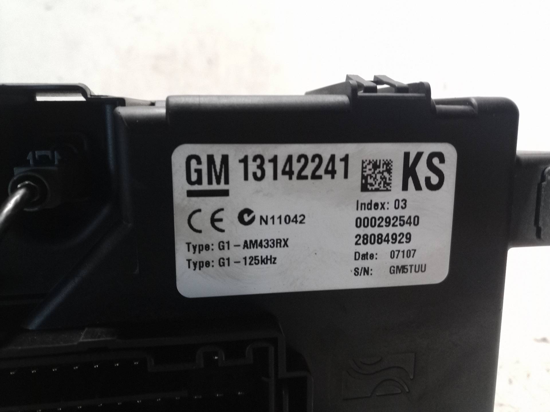 13142241 CAJA RELES FUSIBLES OPEL CORSA D 2007 18519 devimagesvext/08283e45-1ba6-4c70-9a92-5b0ff35685bb/migcrv/imagenes/000/000/271/000000271608.jpeg