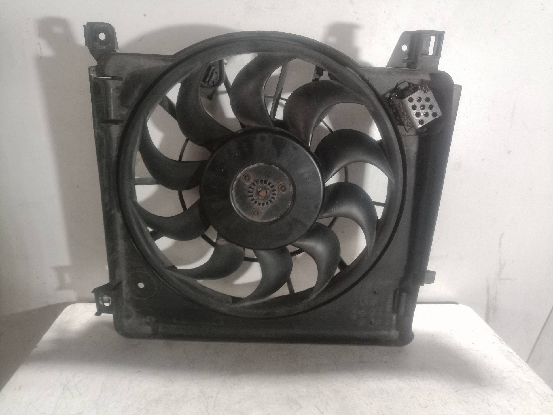 0130303304 ELECTROVENTILADOR OPEL ASTRA H BERLINA 2009 22334 devimagesvext/08283e45-1ba6-4c70-9a92-5b0ff35685bb/migcrv/imagenes/000/000/289/000000289688.jpeg