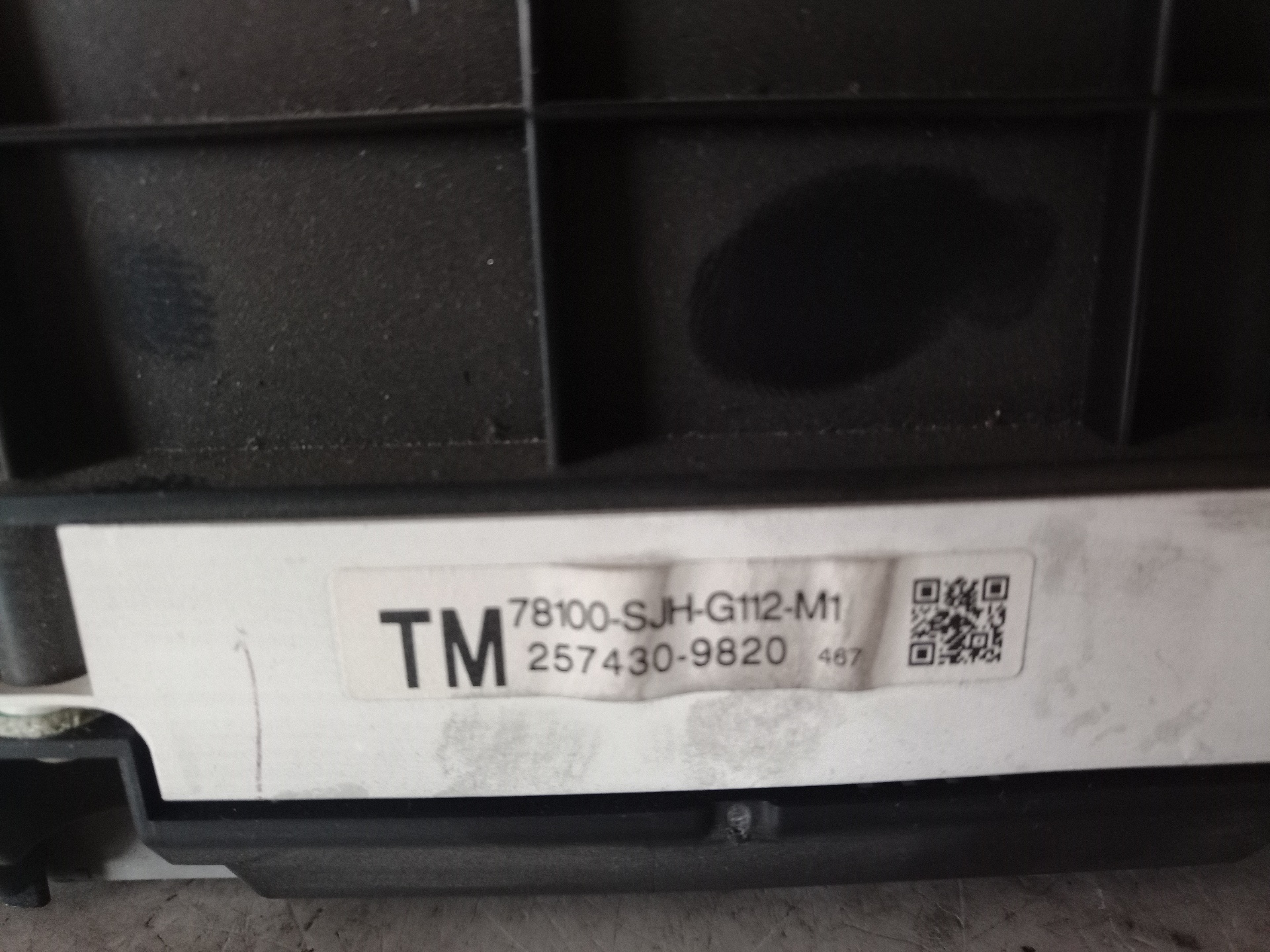 2574309820 CUADRO INSTRUMENTOS HONDA FR-V 2007 21699 devimagesvext/08283e45-1ba6-4c70-9a92-5b0ff35685bb/migcrv/imagenes/000/000/290/000000290576.jpeg