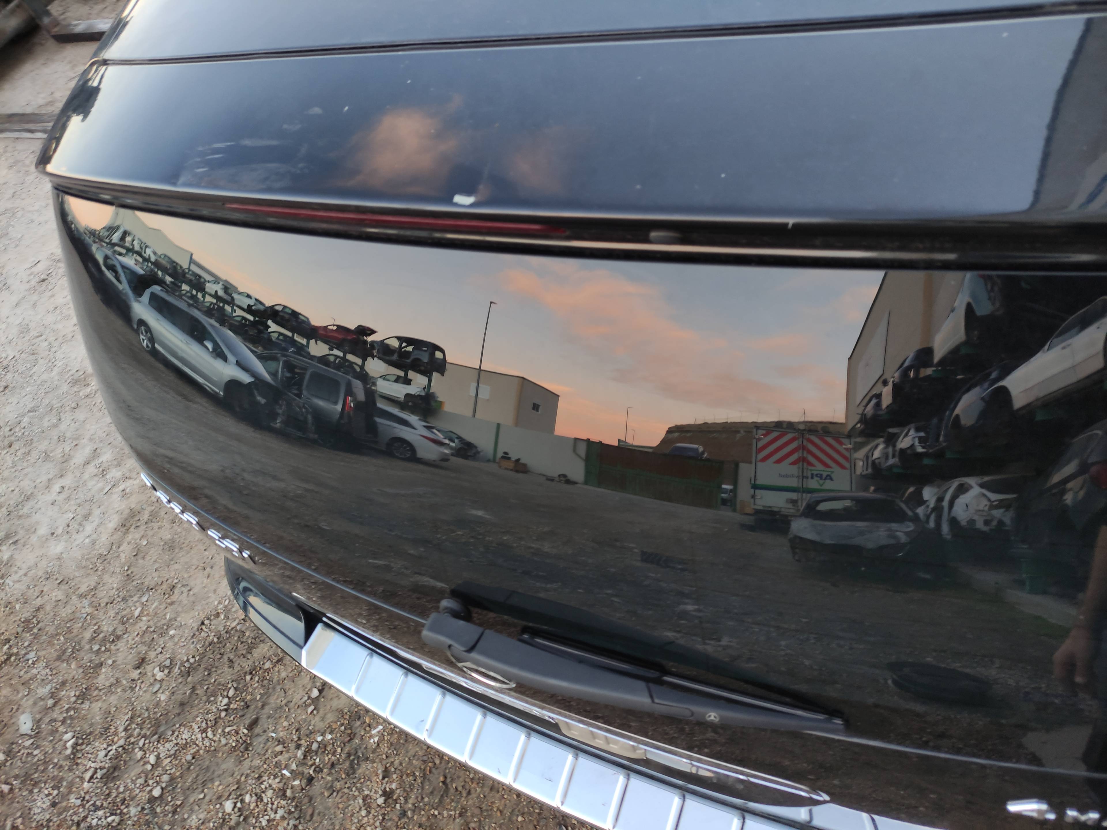 SIN DEFINIR PORTON TRASERO MERCEDES-BENZ R 2009 30655 devimagesvext/08283e45-1ba6-4c70-9a92-5b0ff35685bb/migcrv/imagenes/000/000/326/000000326768.jpeg