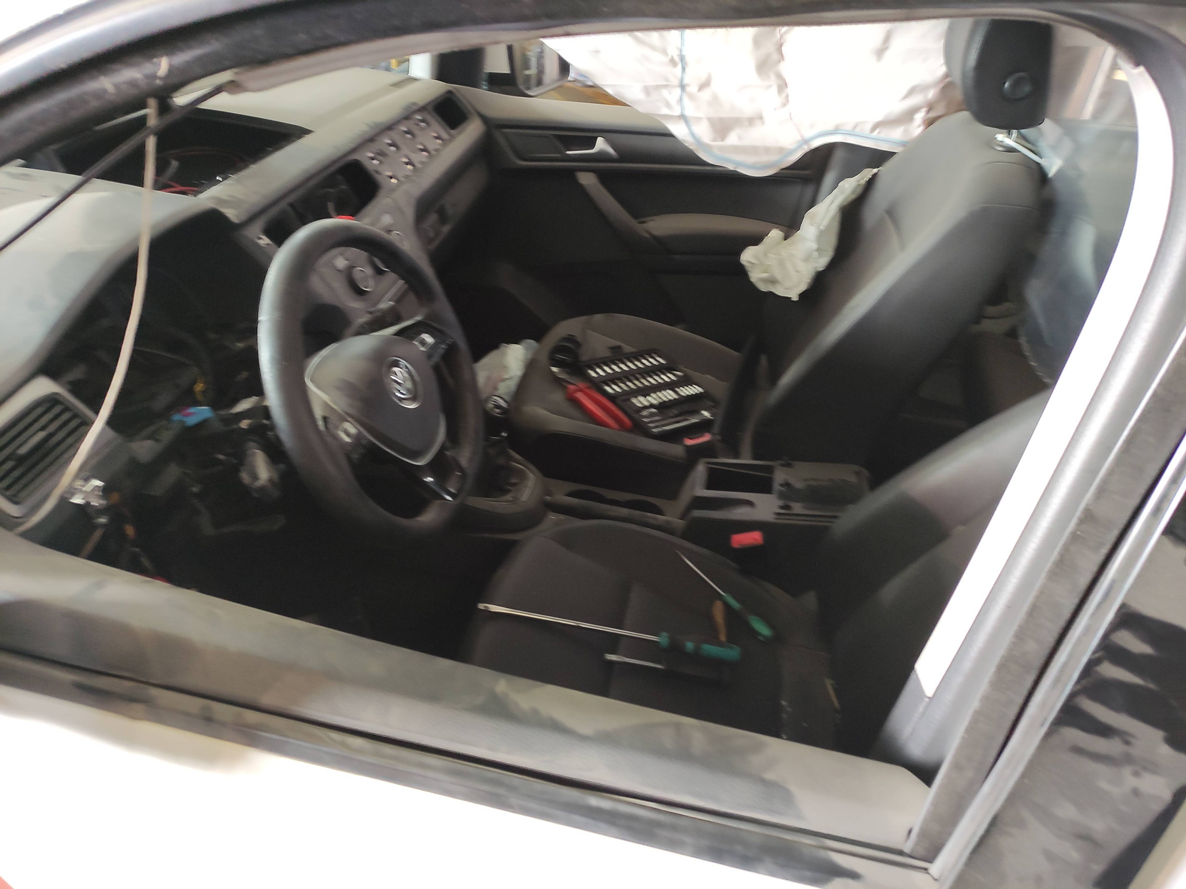 1K8907044CD MANDO CLIMATIZADOR VOLKSWAGEN CADDY 2017 25050 devimagesvext/08283e45-1ba6-4c70-9a92-5b0ff35685bb/migcrv/imagenes/000/000/344/000000344271.jpeg