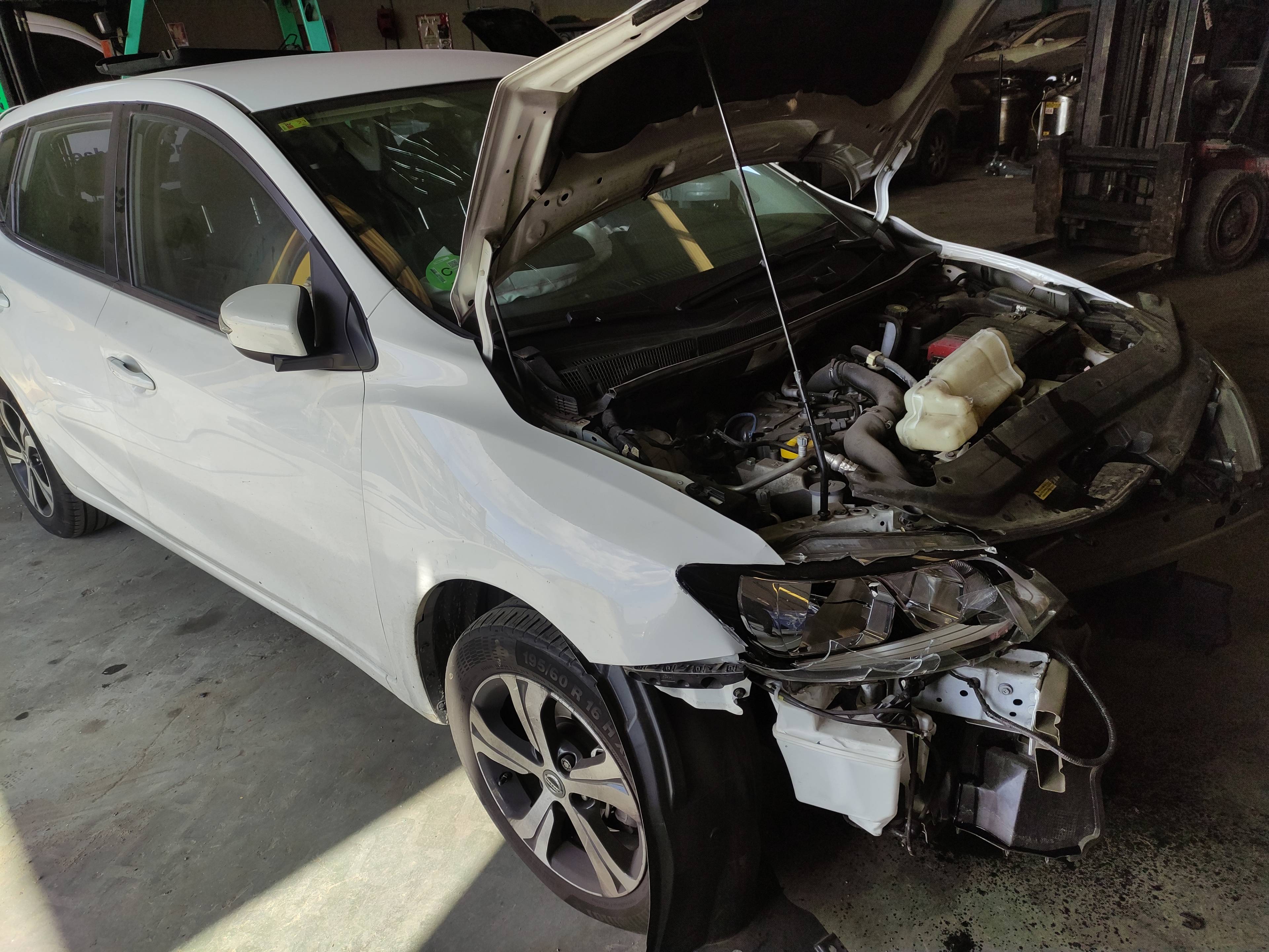 R16 LLANTA NISSAN PULSAR 2017 7857 devimagesvext/08283e45-1ba6-4c70-9a92-5b0ff35685bb/migcrv/imagenes/000/000/349/000000349752.jpeg