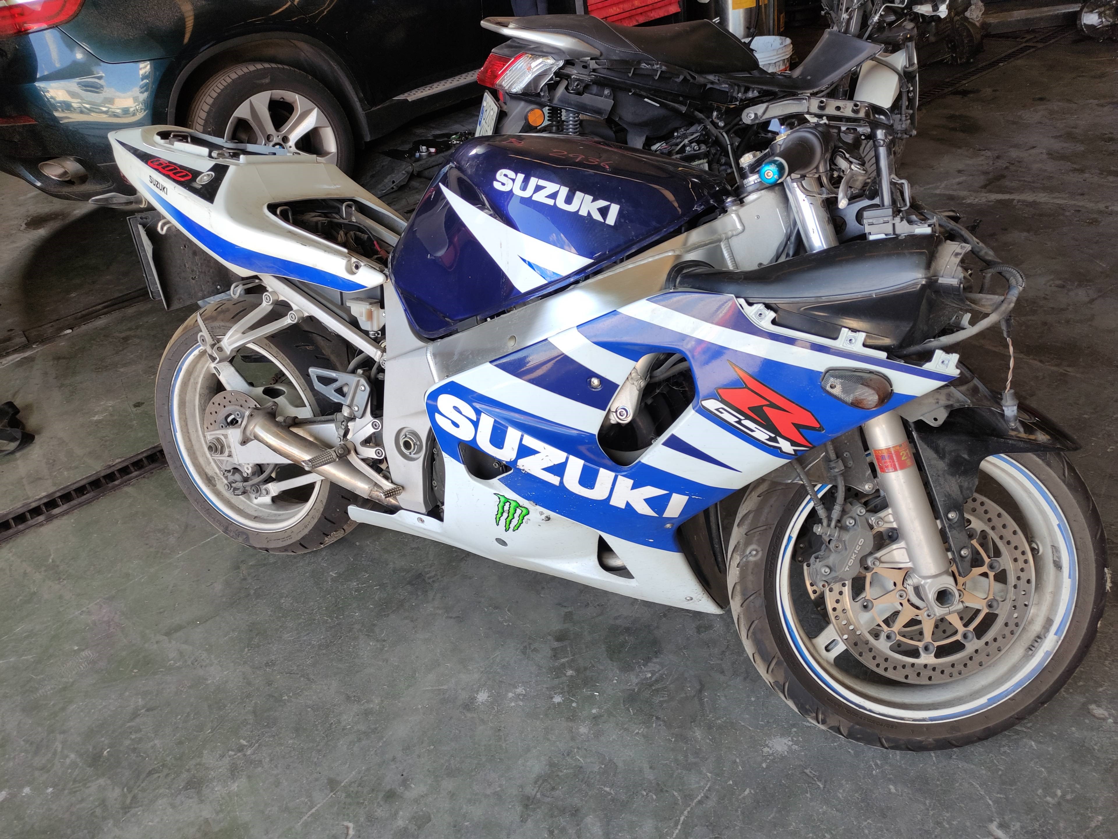 SIN DEFINIR TUBO ESCAPE CENTRAL SUZUKI GSX-R 6007501000 2003 34401 devimagesvext/08283e45-1ba6-4c70-9a92-5b0ff35685bb/migcrv/imagenes/000/000/375/000000375438.jpeg