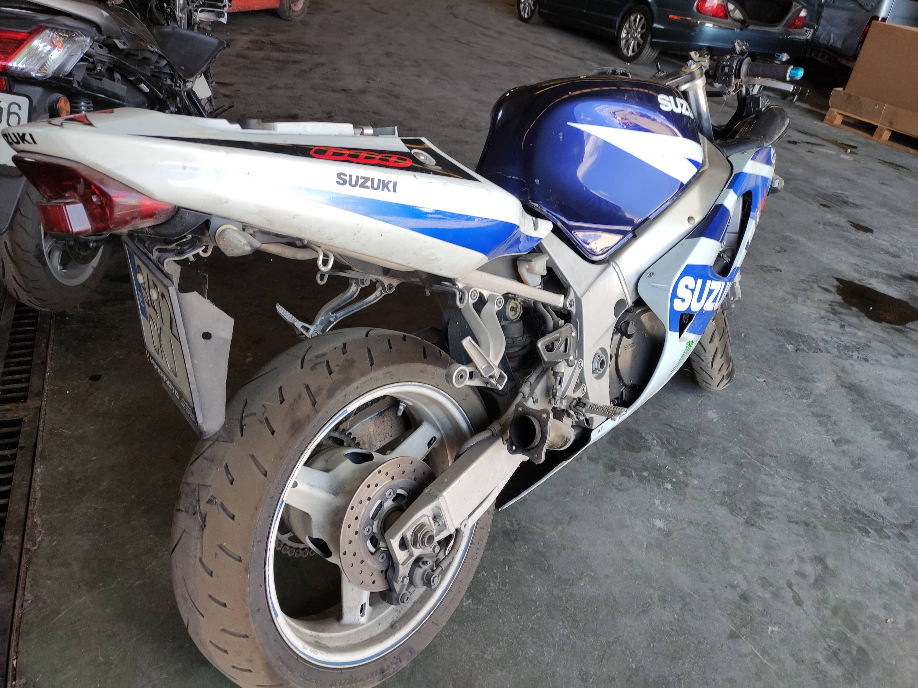 SIN DEFINIR TUBO ESCAPE CENTRAL SUZUKI GSX-R 6007501000 2003 34401 devimagesvext/08283e45-1ba6-4c70-9a92-5b0ff35685bb/migcrv/imagenes/000/000/375/000000375440.jpeg