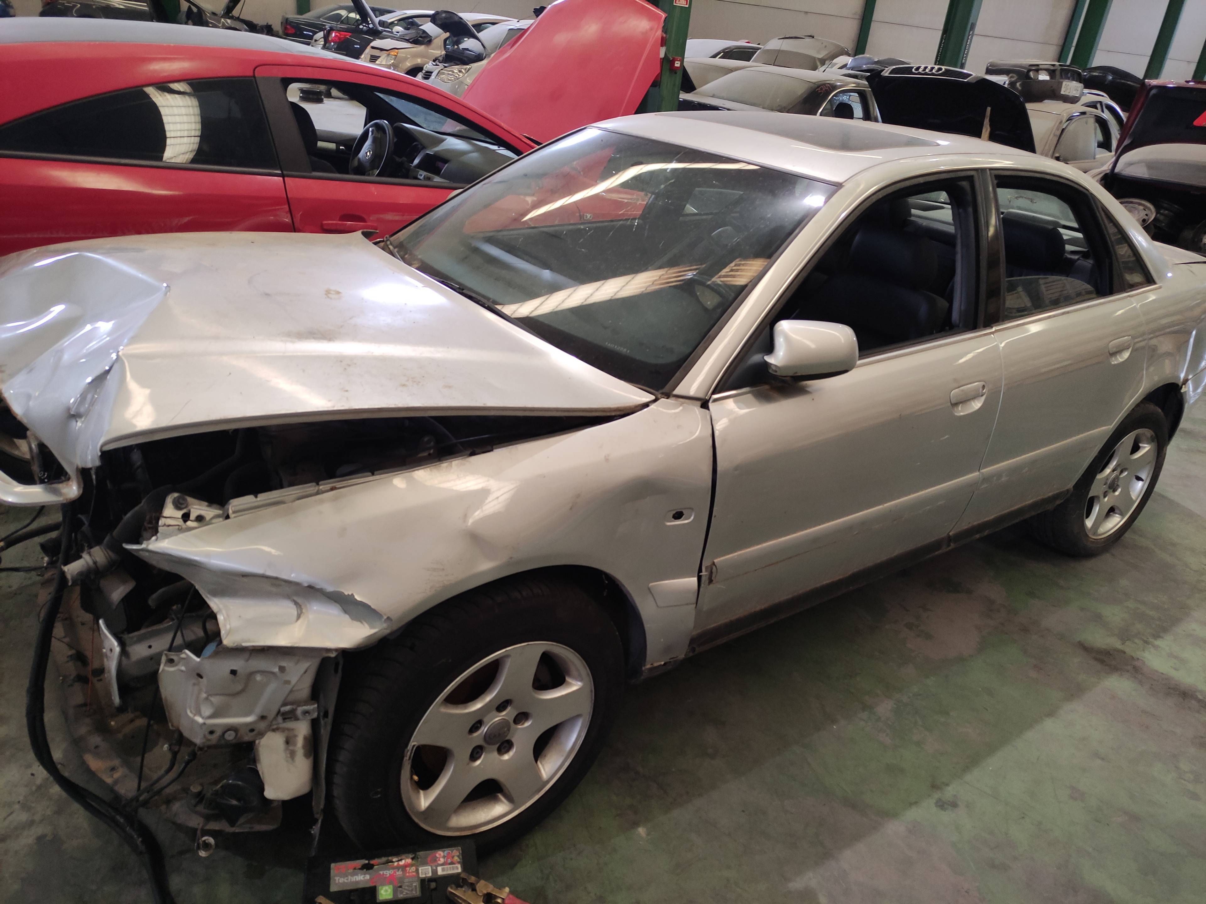 4B0419091BG VOLANTE AUDI A4 BERLINA 2003 25721 devimagesvext/08283e45-1ba6-4c70-9a92-5b0ff35685bb/migcrv/imagenes/000/000/377/000000377808.jpeg