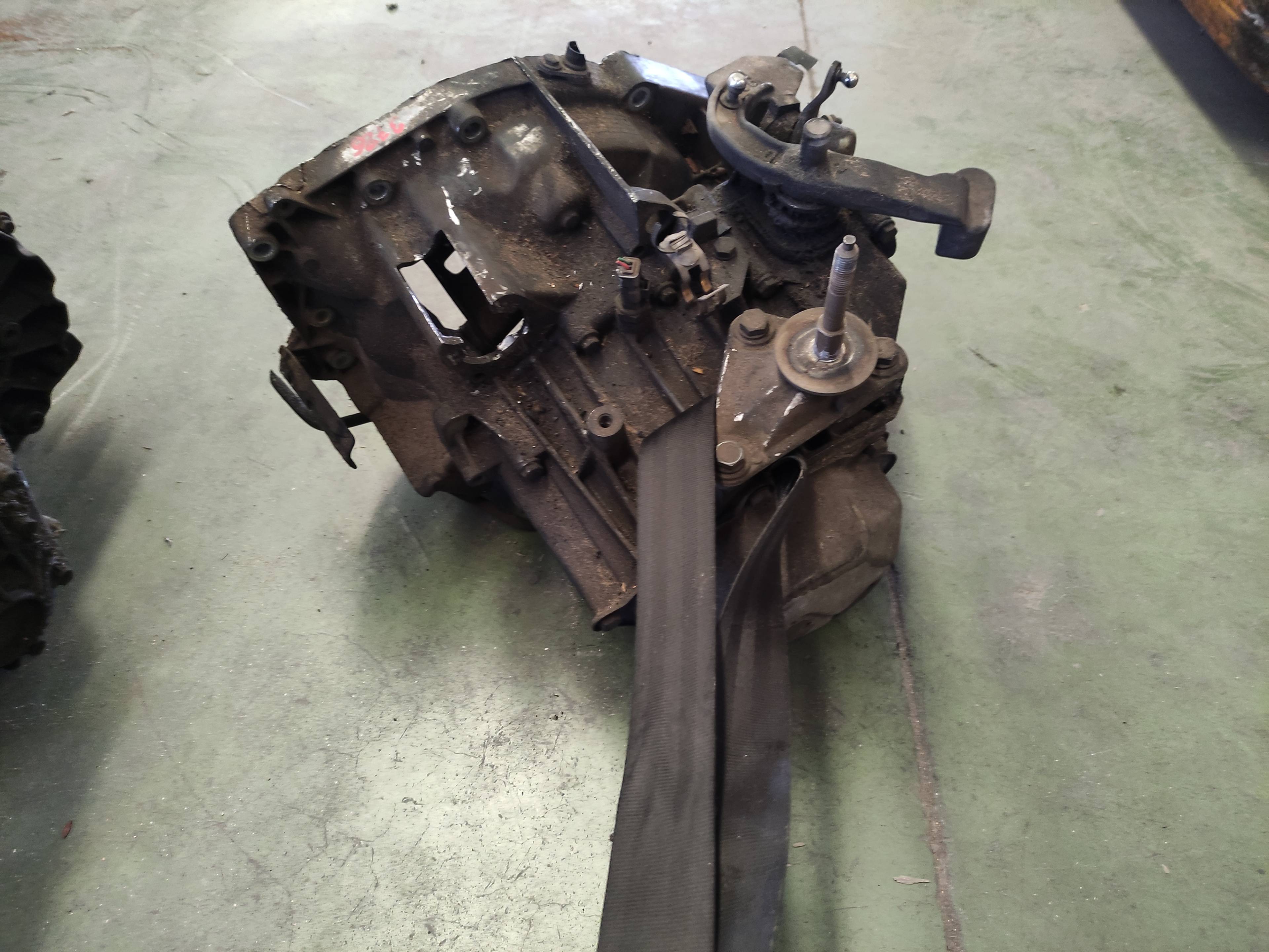 SIN DEFINIR CAJA CAMBIOS PEUGEOT 406 BERLINA 2000   16339 devimagesvext/08283e45-1ba6-4c70-9a92-5b0ff35685bb/migcrv/imagenes/000/000/379/000000379118.jpeg
