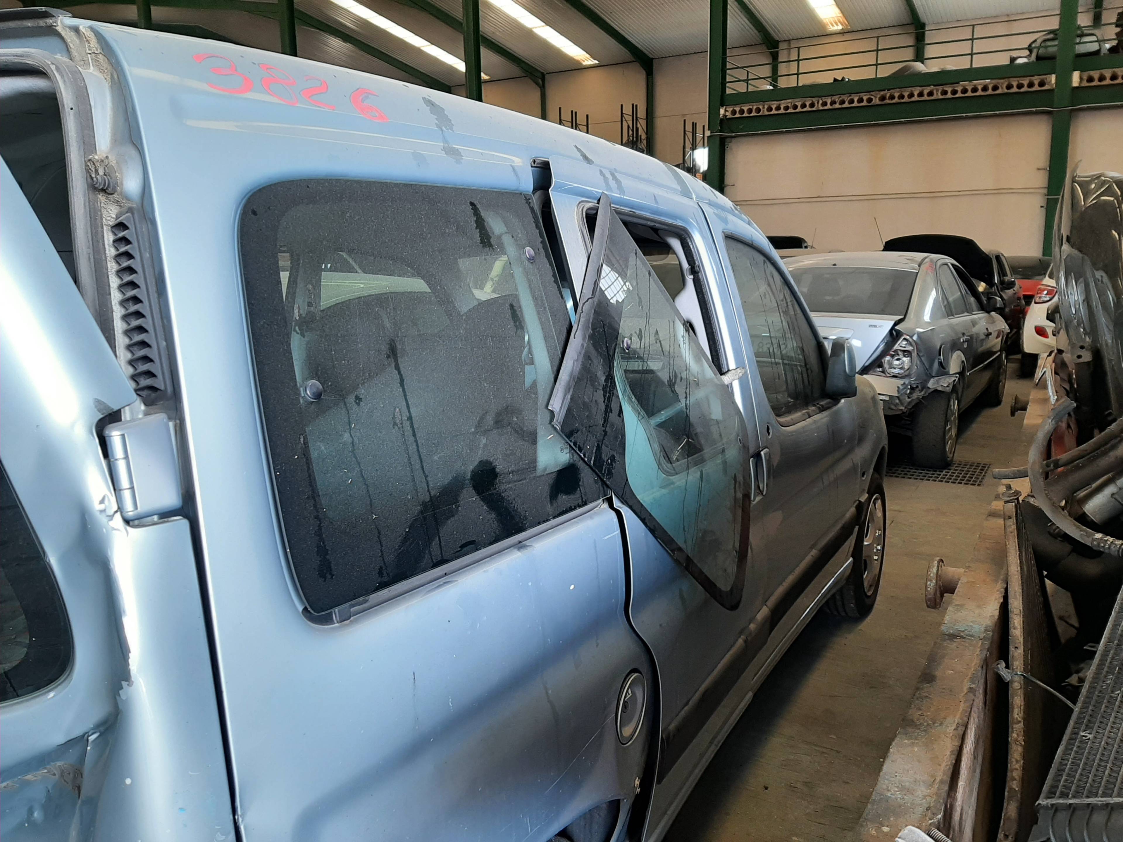 9652246380 CUADRO INSTRUMENTOS PEUGEOT PARTNER 2004 21916 devimagesvext/08283e45-1ba6-4c70-9a92-5b0ff35685bb/migcrv/imagenes/000/000/380/000000380142.jpeg