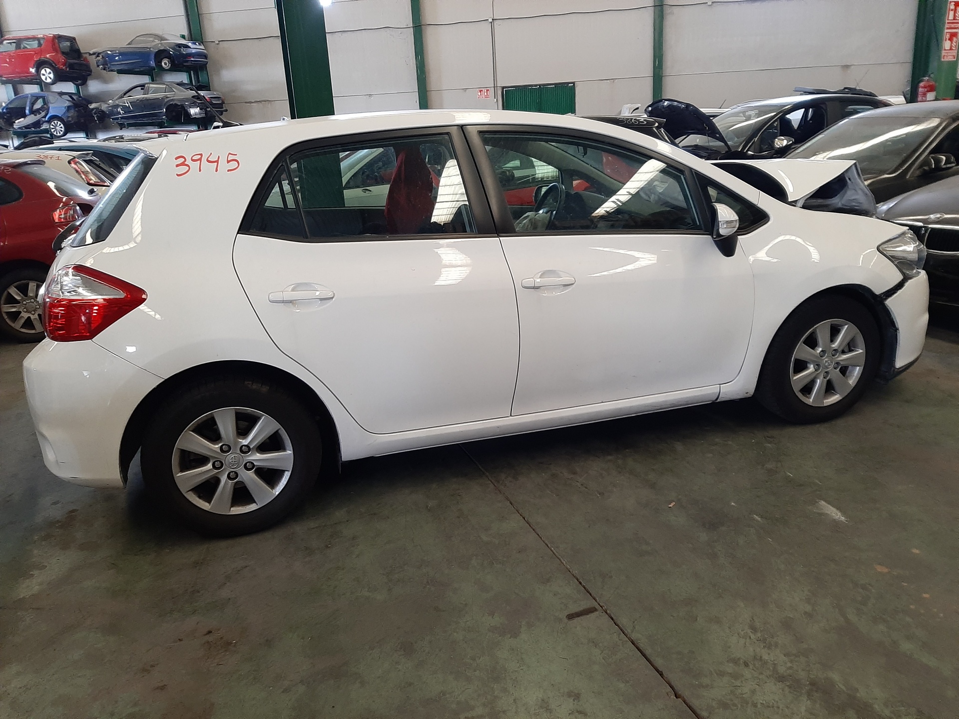 SIN DEFINIR BANDEJA TRASERA TOYOTA AURIS 2012 26296 devimagesvext/08283e45-1ba6-4c70-9a92-5b0ff35685bb/migcrv/imagenes/000/000/389/000000389180.jpeg
