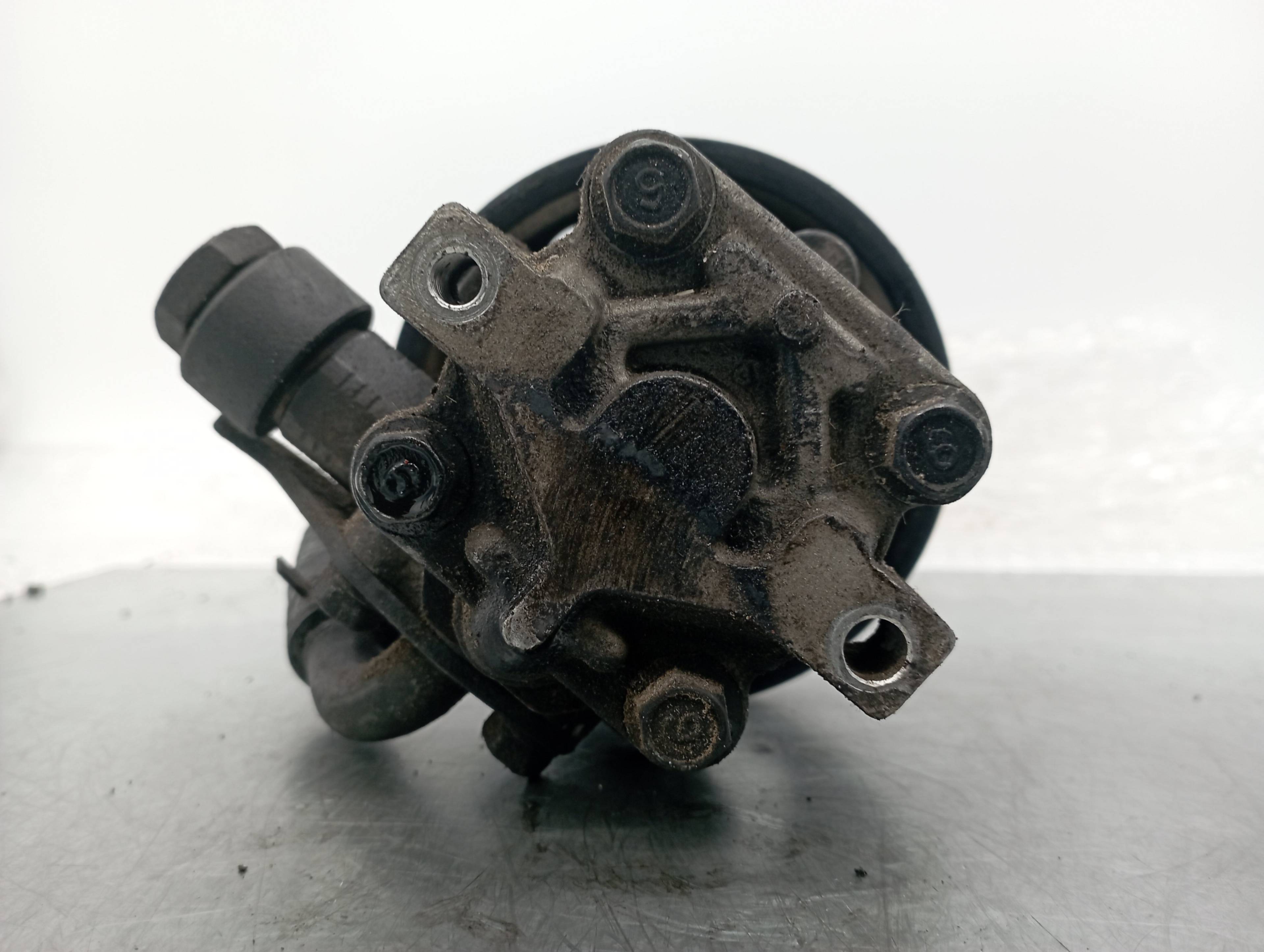 SBG13 BOMBA DIRECCION HYUNDAI ELANTRA 2002 27599 devimagesvext/08283e45-1ba6-4c70-9a92-5b0ff35685bb/migcrv/imagenes/000/000/398/000000398264.jpeg