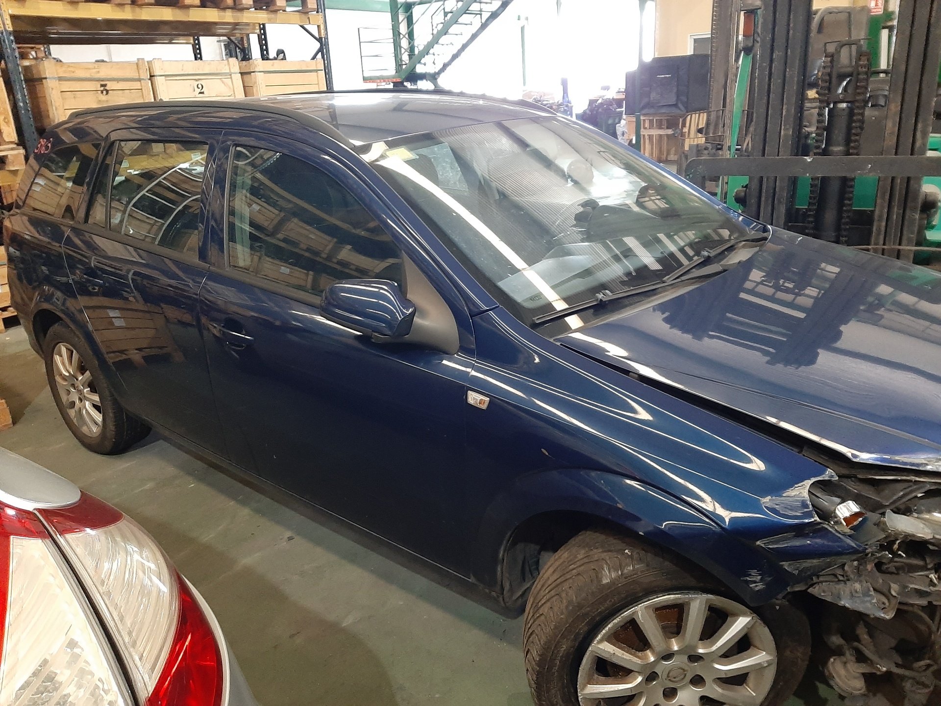 SIN DEFINIR BANDEJA TRASERA OPEL ASTRA H CARAVAN 2005 26322 devimagesvext/08283e45-1ba6-4c70-9a92-5b0ff35685bb/migcrv/imagenes/000/000/398/000000398962.jpeg