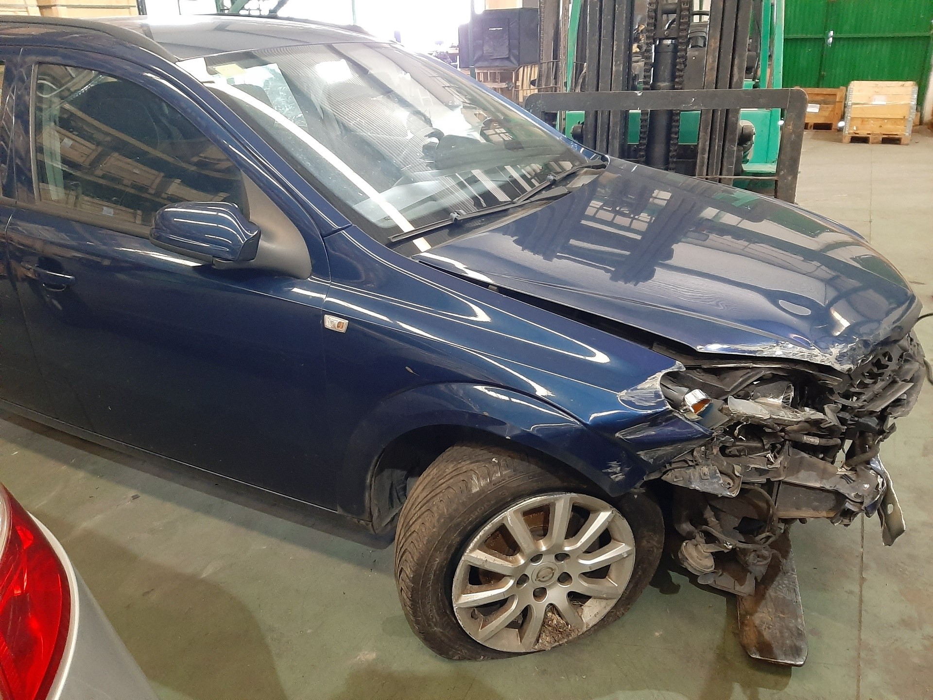 SIN DEFINIR BANDEJA TRASERA OPEL ASTRA H CARAVAN 2005 26322 devimagesvext/08283e45-1ba6-4c70-9a92-5b0ff35685bb/migcrv/imagenes/000/000/398/000000398964.jpeg