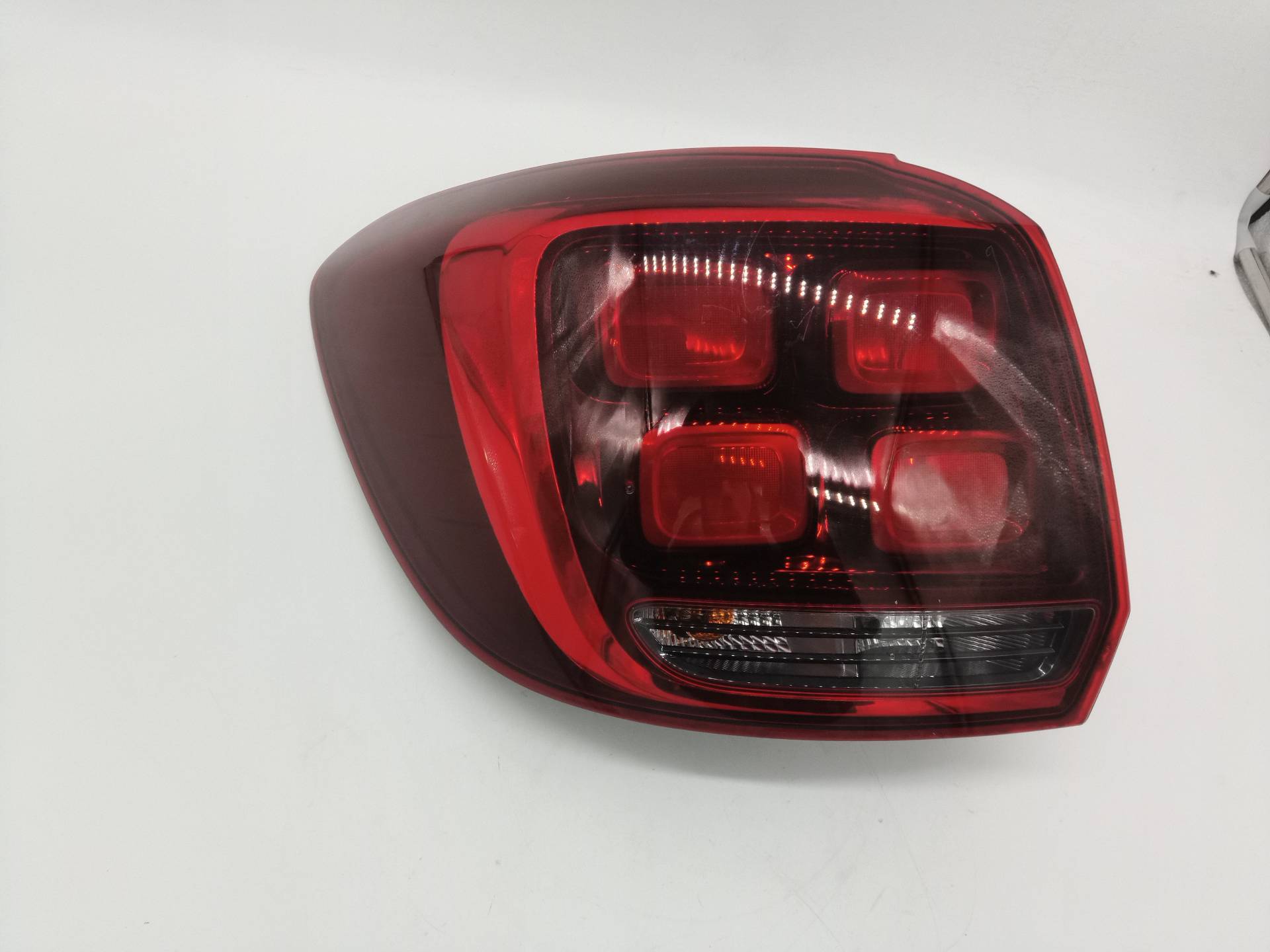 SIN DEFINIR PILOTO TRASERO IZQUIERDO RENAULT MEGANE IV BERLINA 5P 2020 31939 devimagesvext/08283e45-1ba6-4c70-9a92-5b0ff35685bb/migcrv/imagenes/000/000/403/000000403050.jpeg