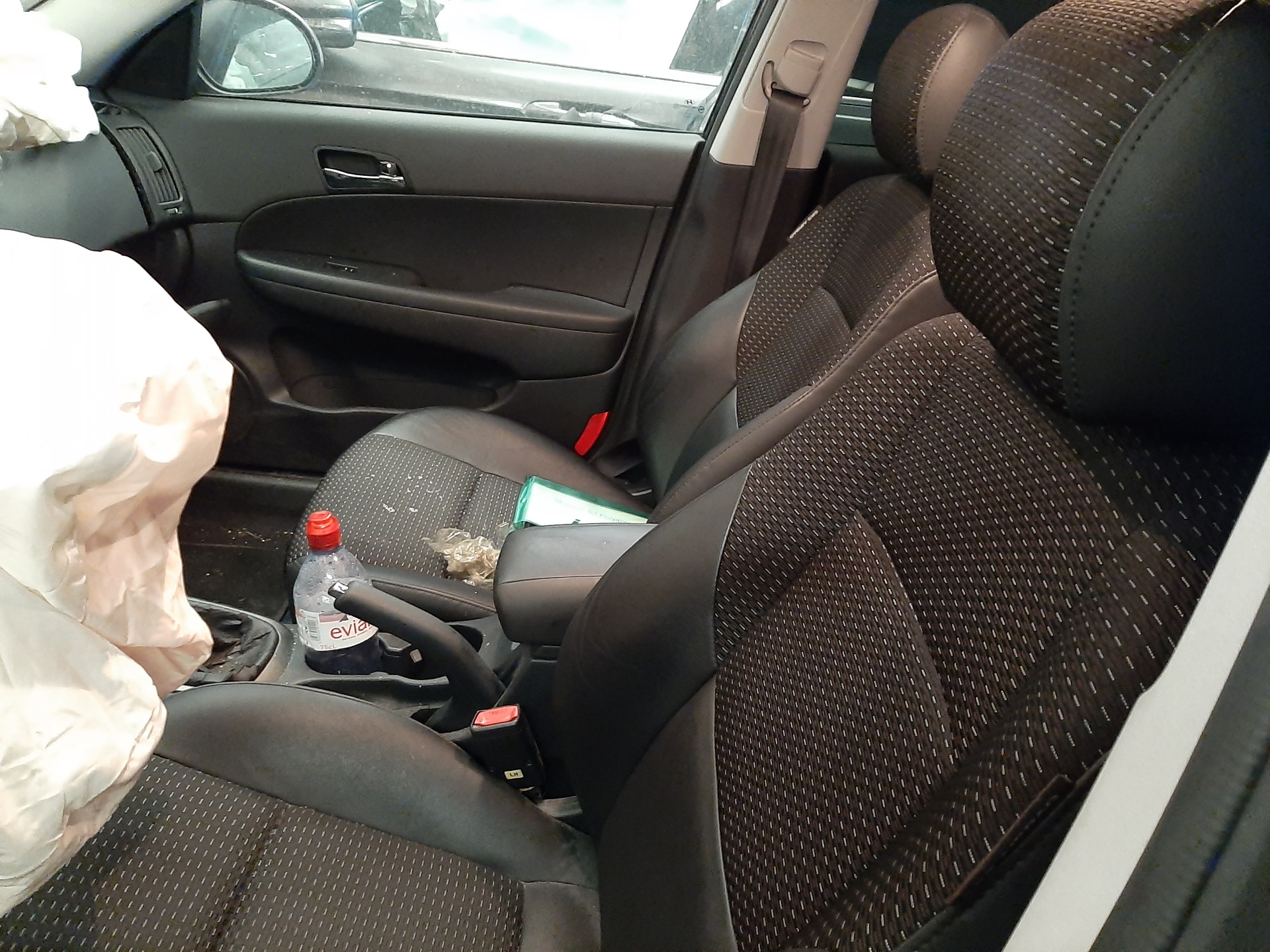 SIN DEFINIR BANDEJA TRASERA HYUNDAI I30 2008 26335 devimagesvext/08283e45-1ba6-4c70-9a92-5b0ff35685bb/migcrv/imagenes/000/000/403/000000403520.jpeg