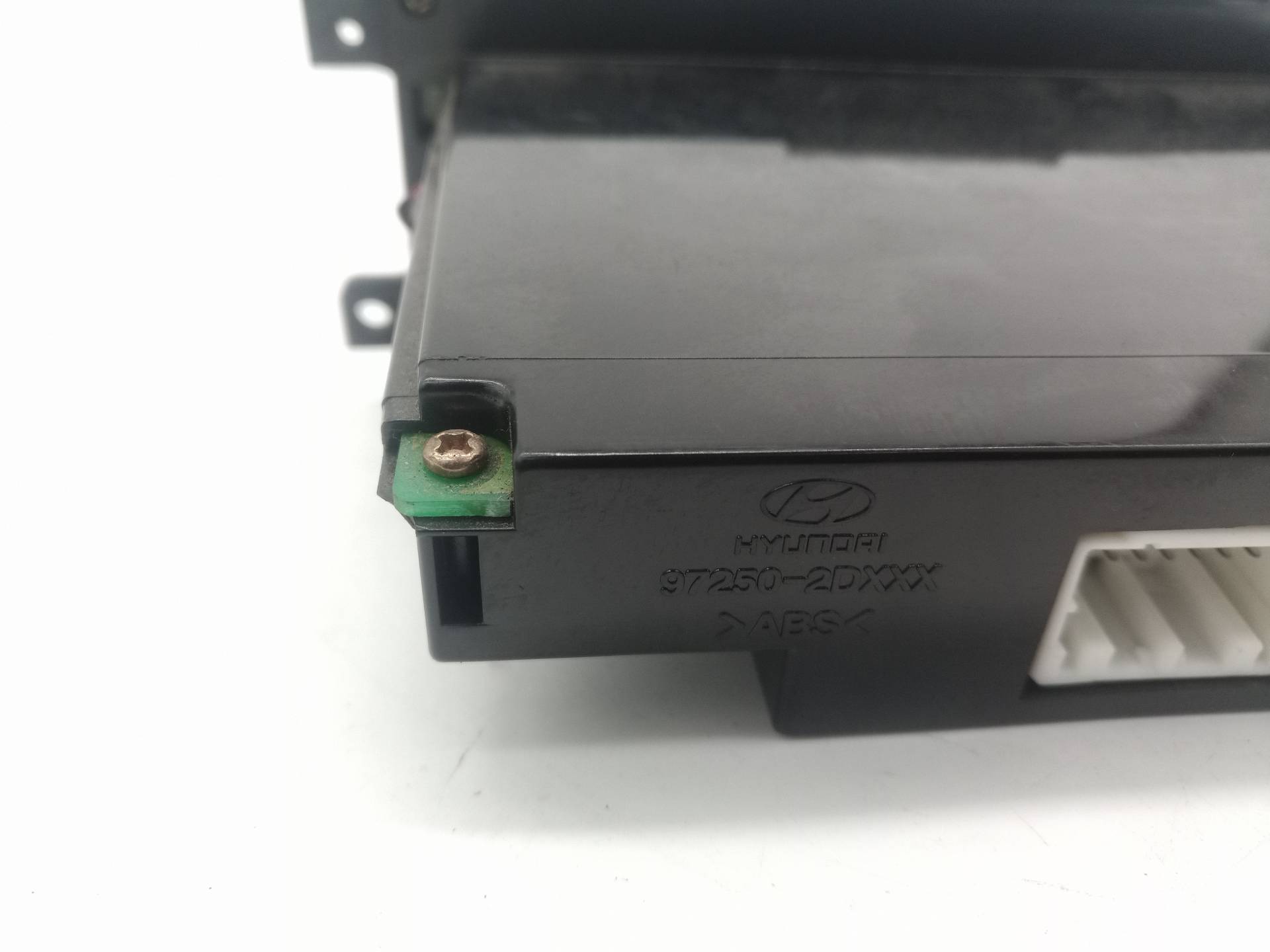 972502DXXX MANDO CLIMATIZADOR HYUNDAI ELANTRA 2002 24824 devimagesvext/08283e45-1ba6-4c70-9a92-5b0ff35685bb/migcrv/imagenes/000/000/404/000000404706.jpeg