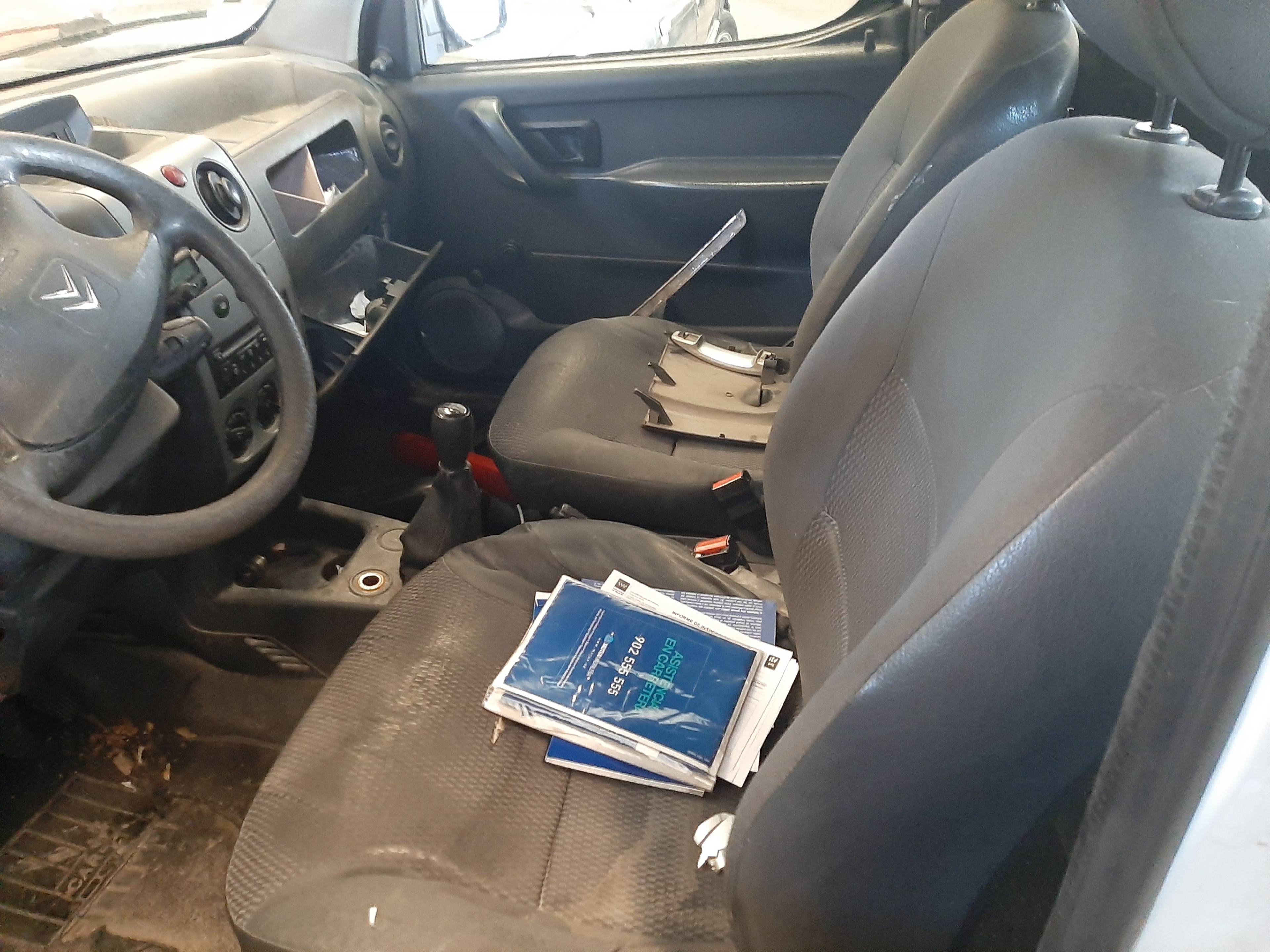 SIN DEFINIR PILOTO TRASERO DERECHO CITROEN BERLINGO 2010 31556 devimagesvext/08283e45-1ba6-4c70-9a92-5b0ff35685bb/migcrv/imagenes/000/000/414/000000414270.jpeg