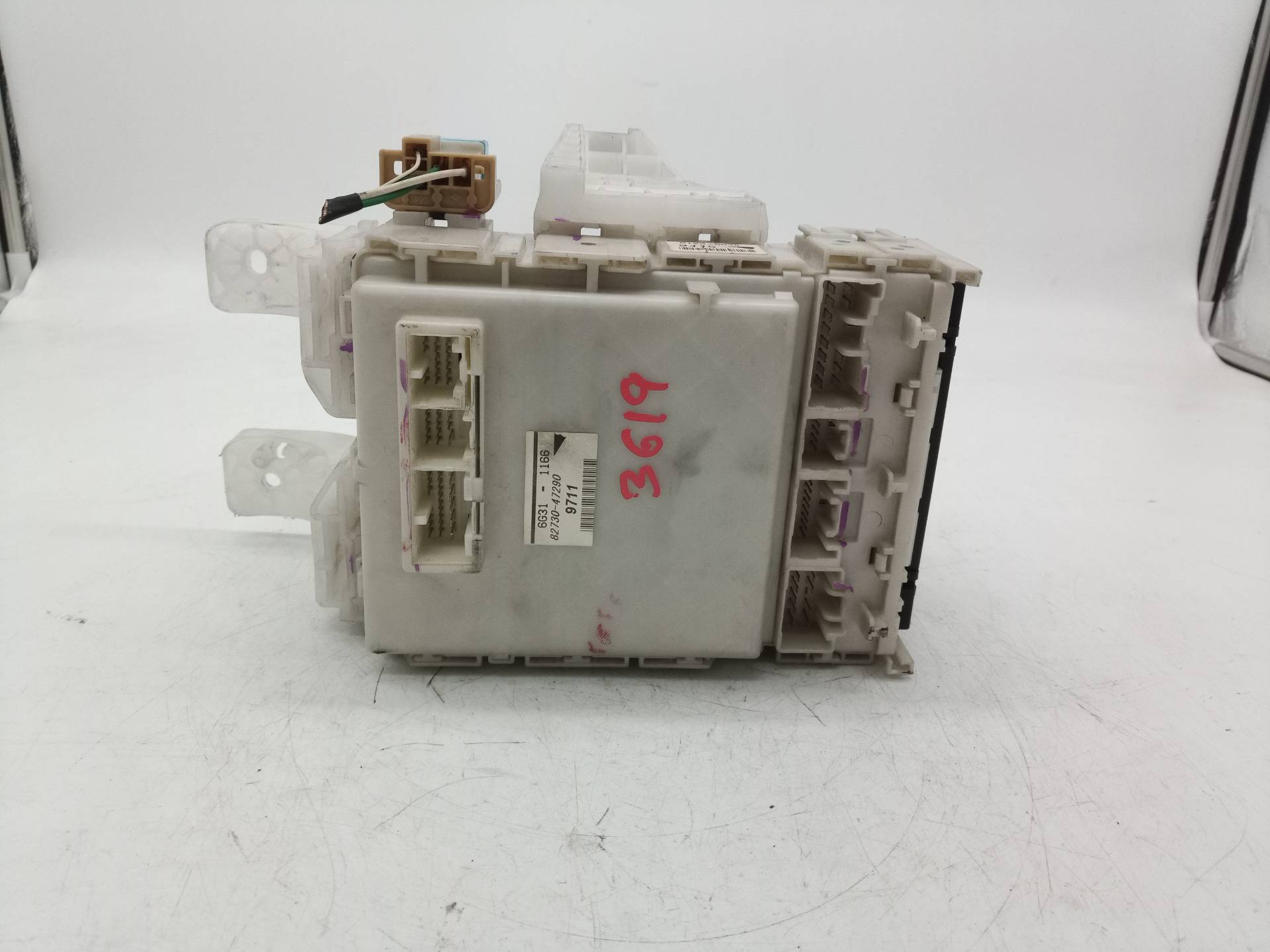 61296G24 CAJA RELES FUSIBLES TOYOTA PRIUS 2006 18759 devimagesvext/08283e45-1ba6-4c70-9a92-5b0ff35685bb/migcrv/imagenes/000/000/441/000000441246.jpeg