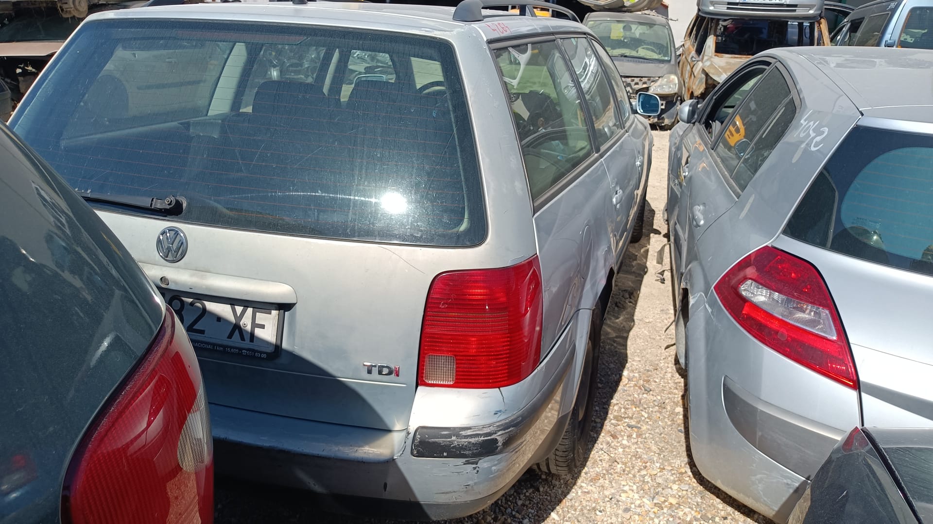 084411516RF  VOLKSWAGEN PASSAT BERLINA 1999 14909 devimagesvext/08283e45-1ba6-4c70-9a92-5b0ff35685bb/migcrv/imagenes/000/000/449/000000449210.jpeg