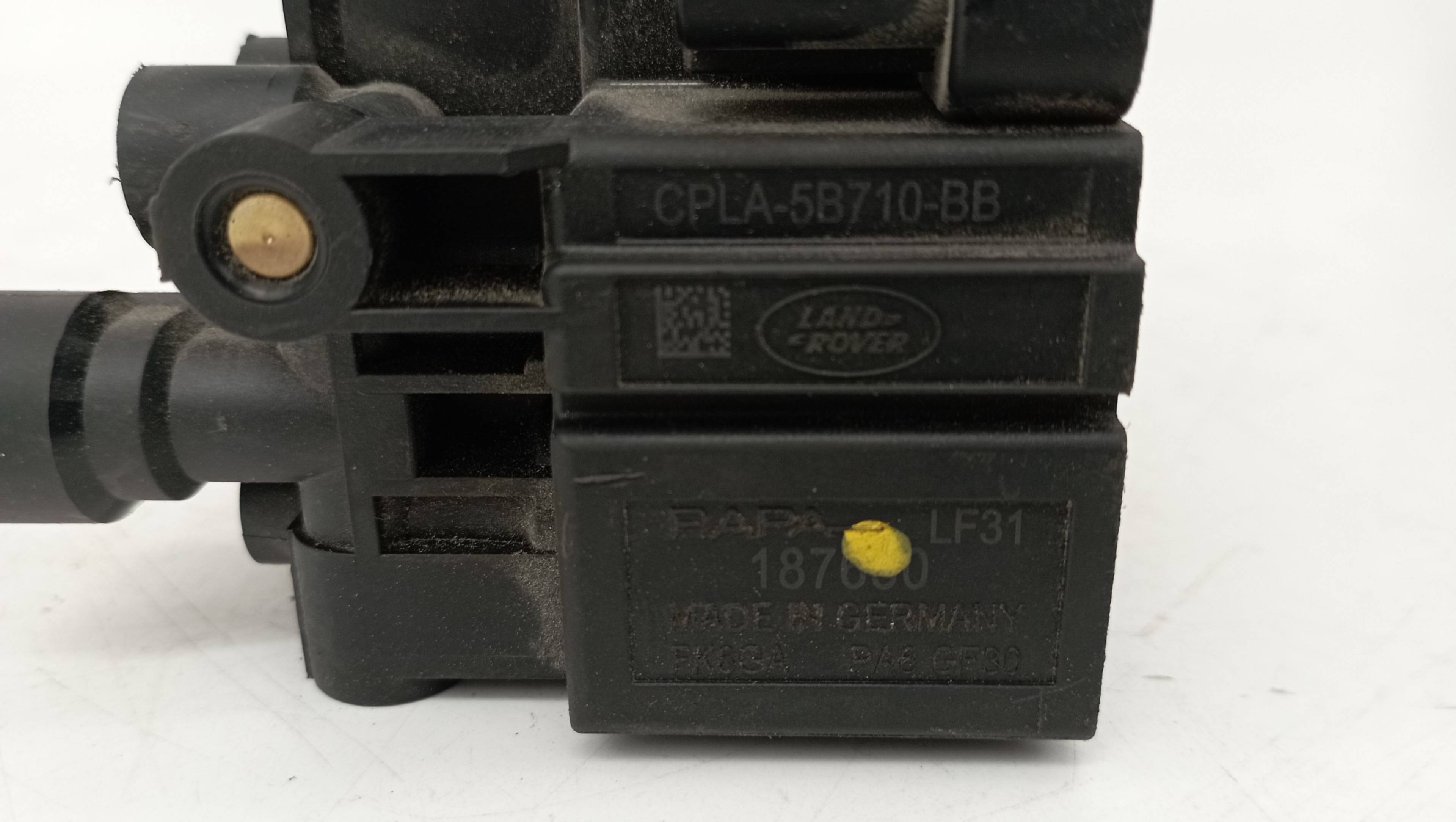 CPLA5B710BB VALVULA AIRE ADICIONAL LAND ROVER RANGE ROVER SPORT 2014 14802 devimagesvext/08283e45-1ba6-4c70-9a92-5b0ff35685bb/migcrv/imagenes/000/000/449/000000449616.jpeg