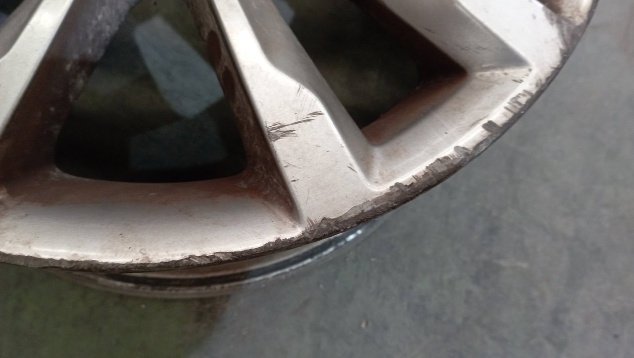 R16 LLANTA HYUNDAI I40 2017 31088 devimagesvext/08283e45-1ba6-4c70-9a92-5b0ff35685bb/migcrv/imagenes/000/000/456/000000456254.jpeg