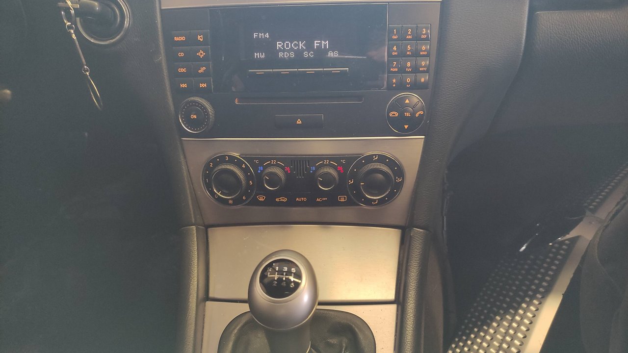 SIN DEFINIR VOLANTE MOTOR MERCEDES-BENZ C BERLINA 2003 32392 devimagesvext/08283e45-1ba6-4c70-9a92-5b0ff35685bb/migcrv/imagenes/000/000/458/000000458410.jpeg