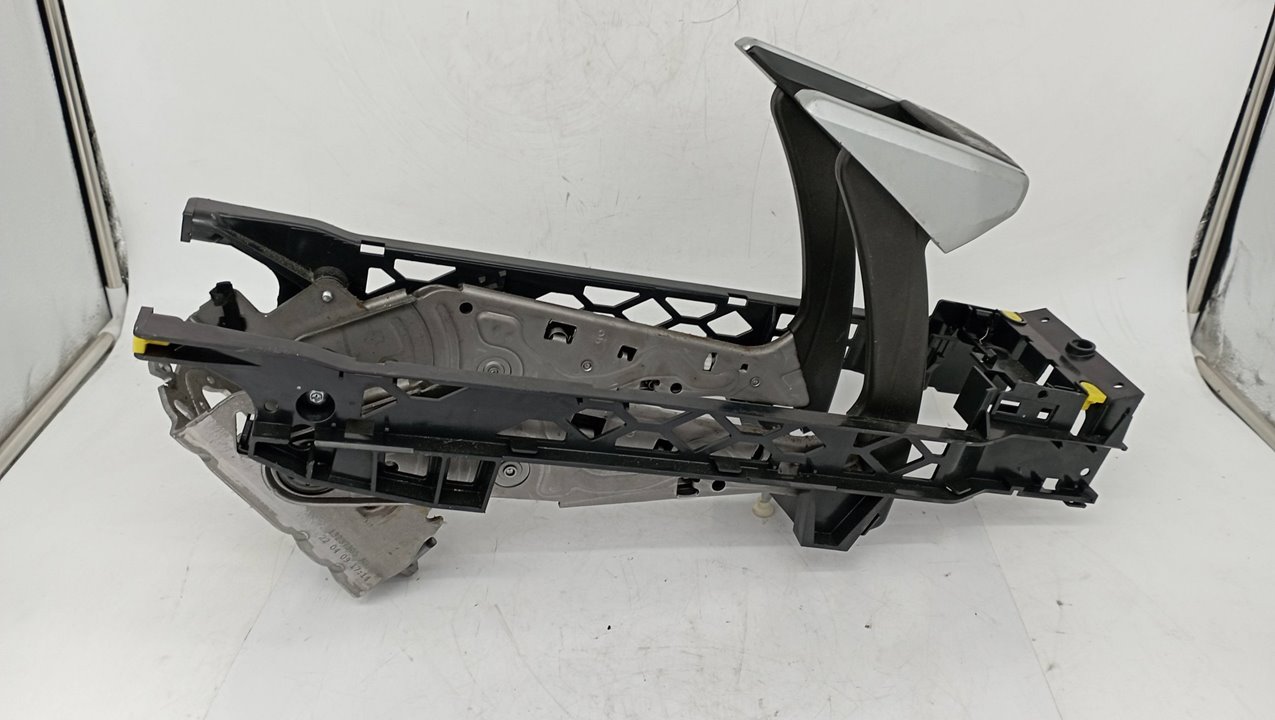 13237305AU PALANCA FRENO OPEL ZAFIRA B 2009 16034 devimagesvext/08283e45-1ba6-4c70-9a92-5b0ff35685bb/migcrv/imagenes/000/000/460/000000460886.jpeg