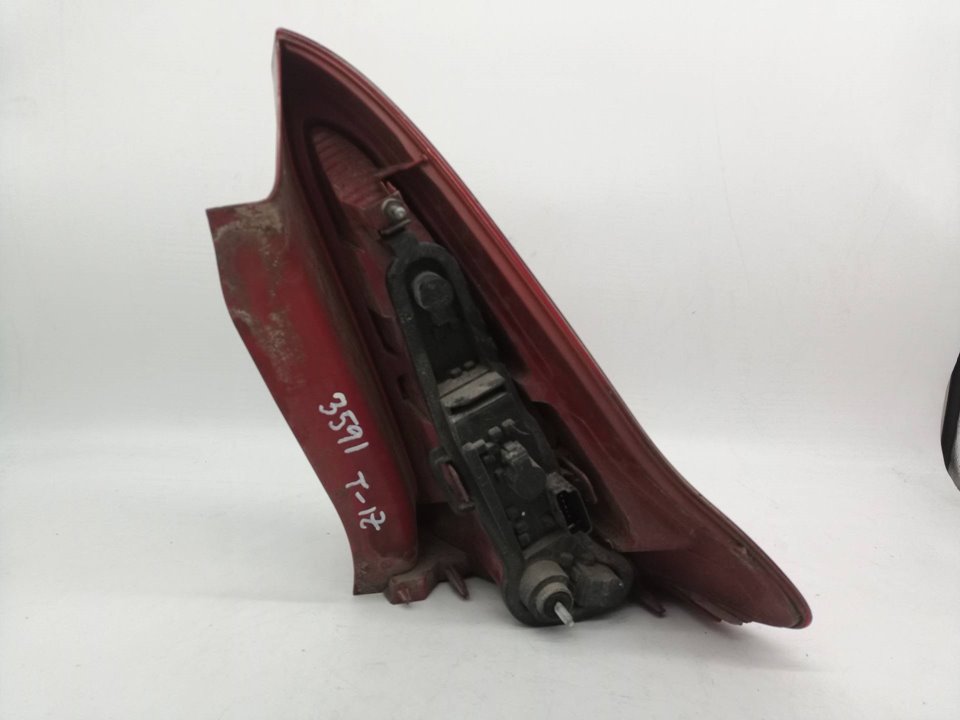 SIN DEFINIR PILOTO TRASERO IZQUIERDO CITROEN C4 BERLINA 2005 31912 devimagesvext/08283e45-1ba6-4c70-9a92-5b0ff35685bb/migcrv/imagenes/000/000/464/000000464188.jpeg