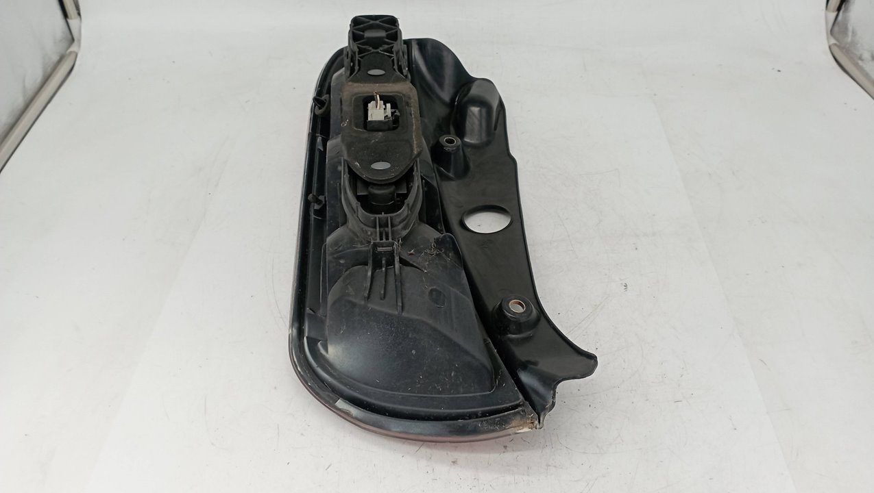 2516 PILOTO TRASERO IZQUIERDO LANCIA YPSILON 2006 31817 devimagesvext/08283e45-1ba6-4c70-9a92-5b0ff35685bb/migcrv/imagenes/000/000/464/000000464704.jpeg
