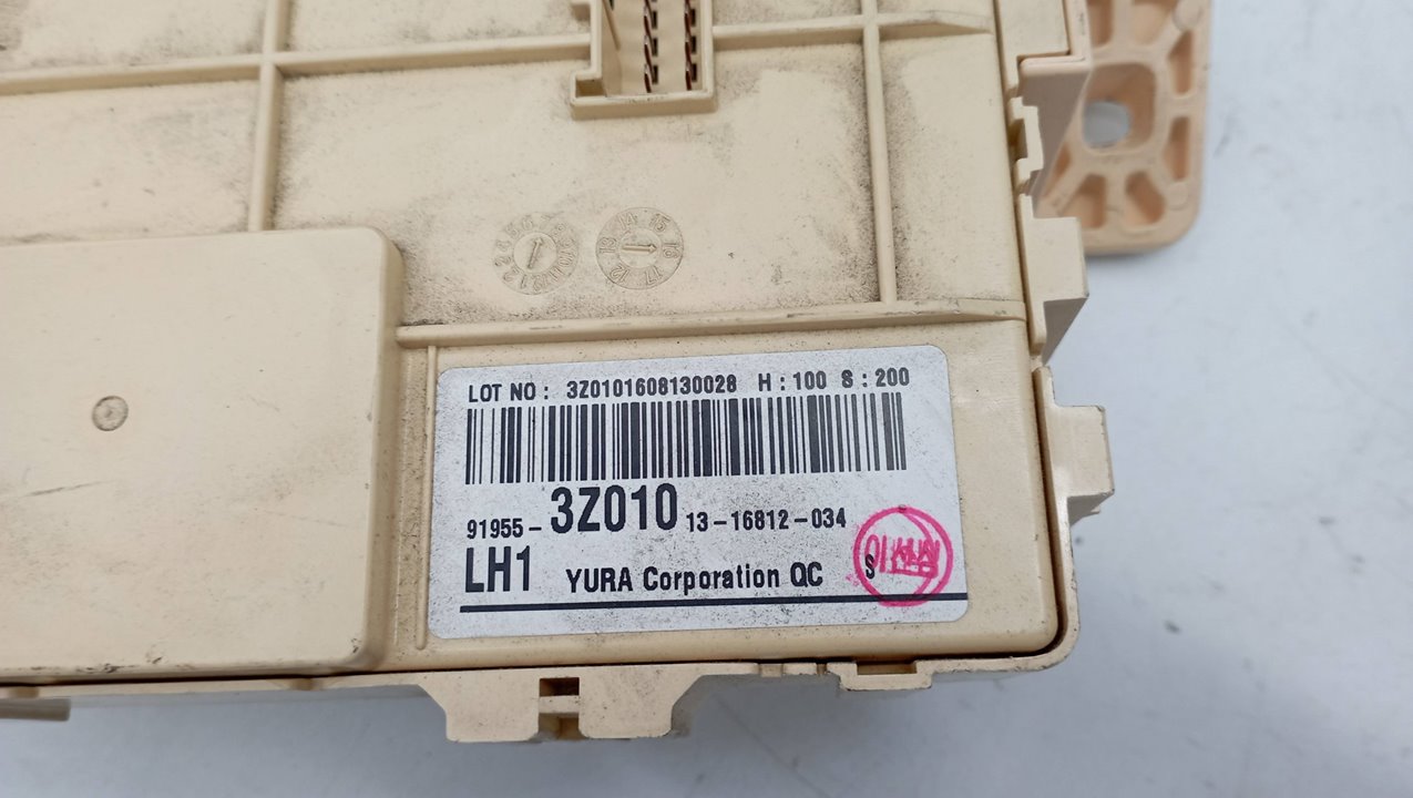 919553Z010 CAJA RELES FUSIBLES HYUNDAI I40 2017 18401 devimagesvext/08283e45-1ba6-4c70-9a92-5b0ff35685bb/migcrv/imagenes/000/000/465/000000465066.jpeg