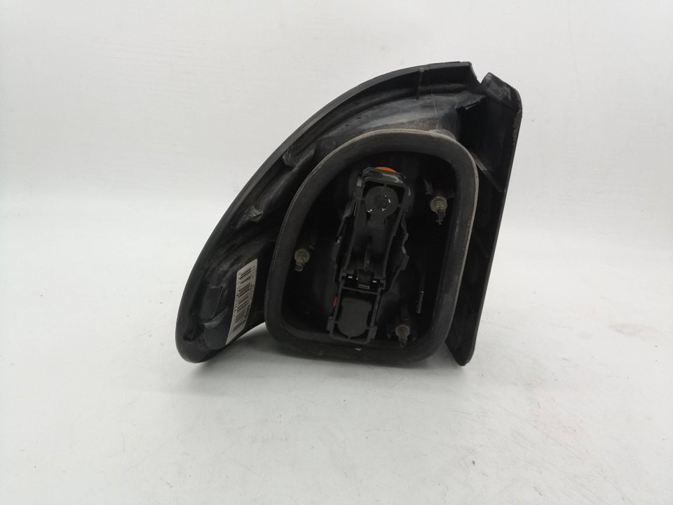 SIN DEFINIR PILOTO TRASERO DERECHO RENAULT LAGUNA 2000 31599 devimagesvext/08283e45-1ba6-4c70-9a92-5b0ff35685bb/migcrv/imagenes/000/000/466/000000466124.jpeg