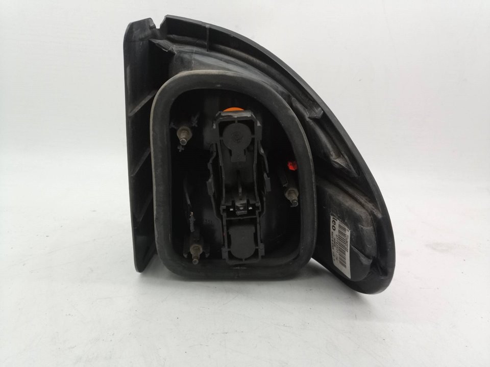SIN DEFINIR PILOTO TRASERO IZQUIERDO RENAULT LAGUNA 2000 31959 devimagesvext/08283e45-1ba6-4c70-9a92-5b0ff35685bb/migcrv/imagenes/000/000/466/000000466136.jpeg