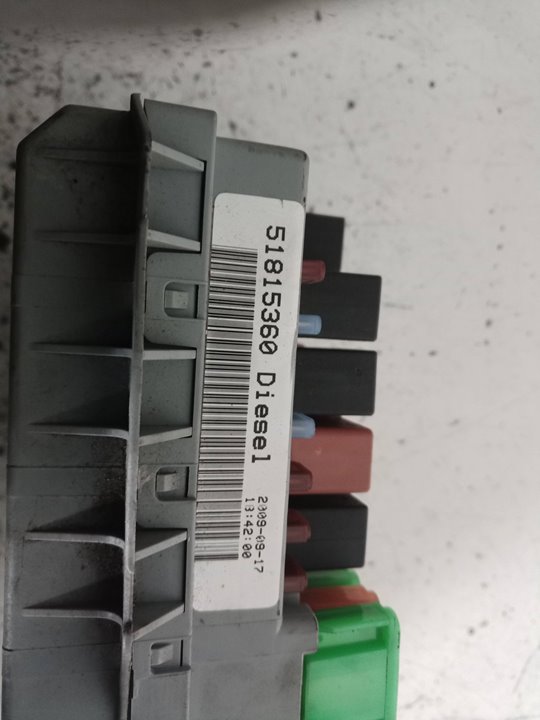 51815360 CAJA RELES FUSIBLES FIAT LINEA 2010 18466 devimagesvext/08283e45-1ba6-4c70-9a92-5b0ff35685bb/migcrv/imagenes/000/000/468/000000468378.jpeg