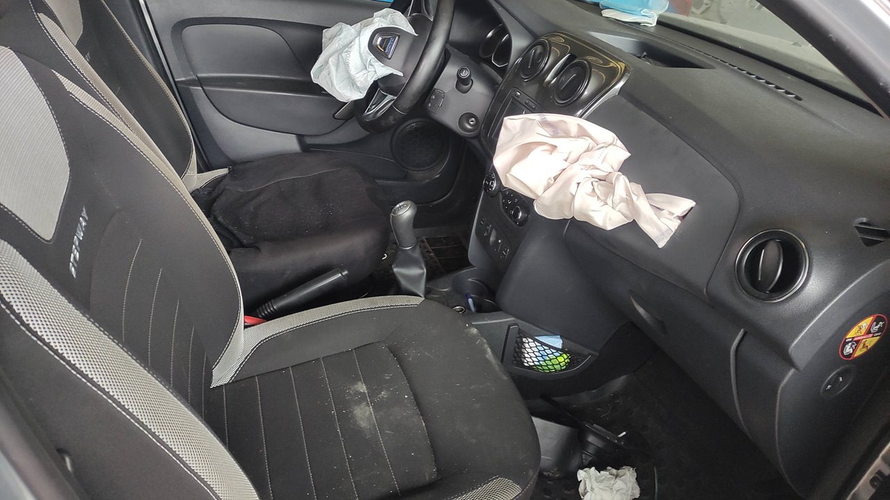 0265019153 MANDO MULTIFUNCION DACIA SANDERO 2019 23459 devimagesvext/08283e45-1ba6-4c70-9a92-5b0ff35685bb/migcrv/imagenes/000/000/470/000000470076.jpeg