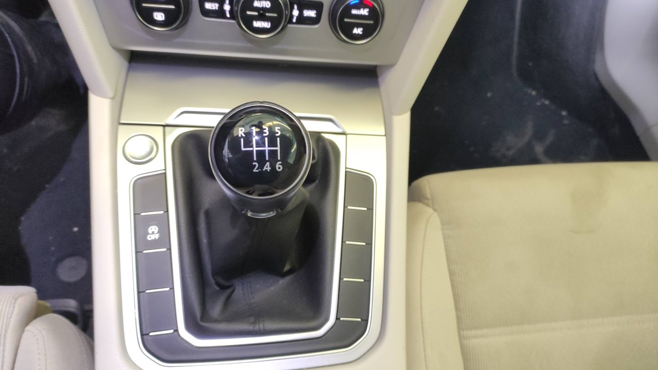 3G1857962A  VOLKSWAGEN PASSAT VARIANT 2021 23962 devimagesvext/08283e45-1ba6-4c70-9a92-5b0ff35685bb/migcrv/imagenes/000/000/471/000000471608.jpeg