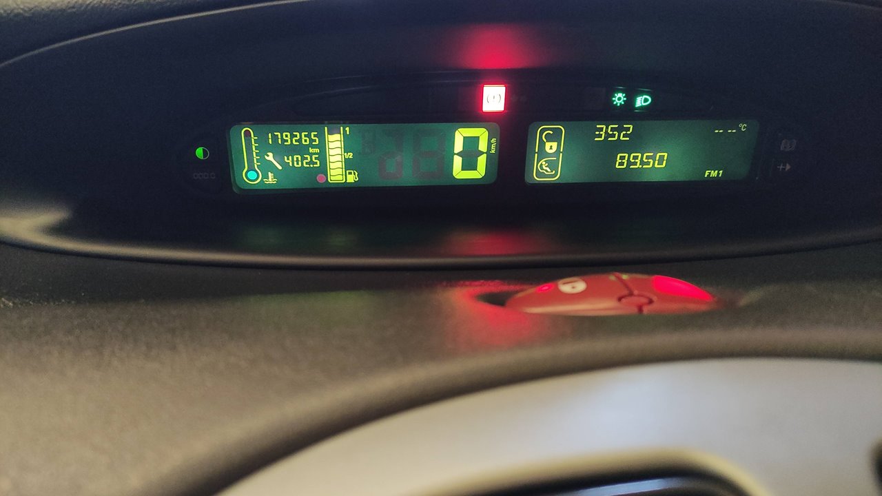 SIN DEFINIR PILOTO TRASERO DERECHO CITROEN XSARA PICASSO 2009 31525 devimagesvext/08283e45-1ba6-4c70-9a92-5b0ff35685bb/migcrv/imagenes/000/000/476/000000476160.jpeg
