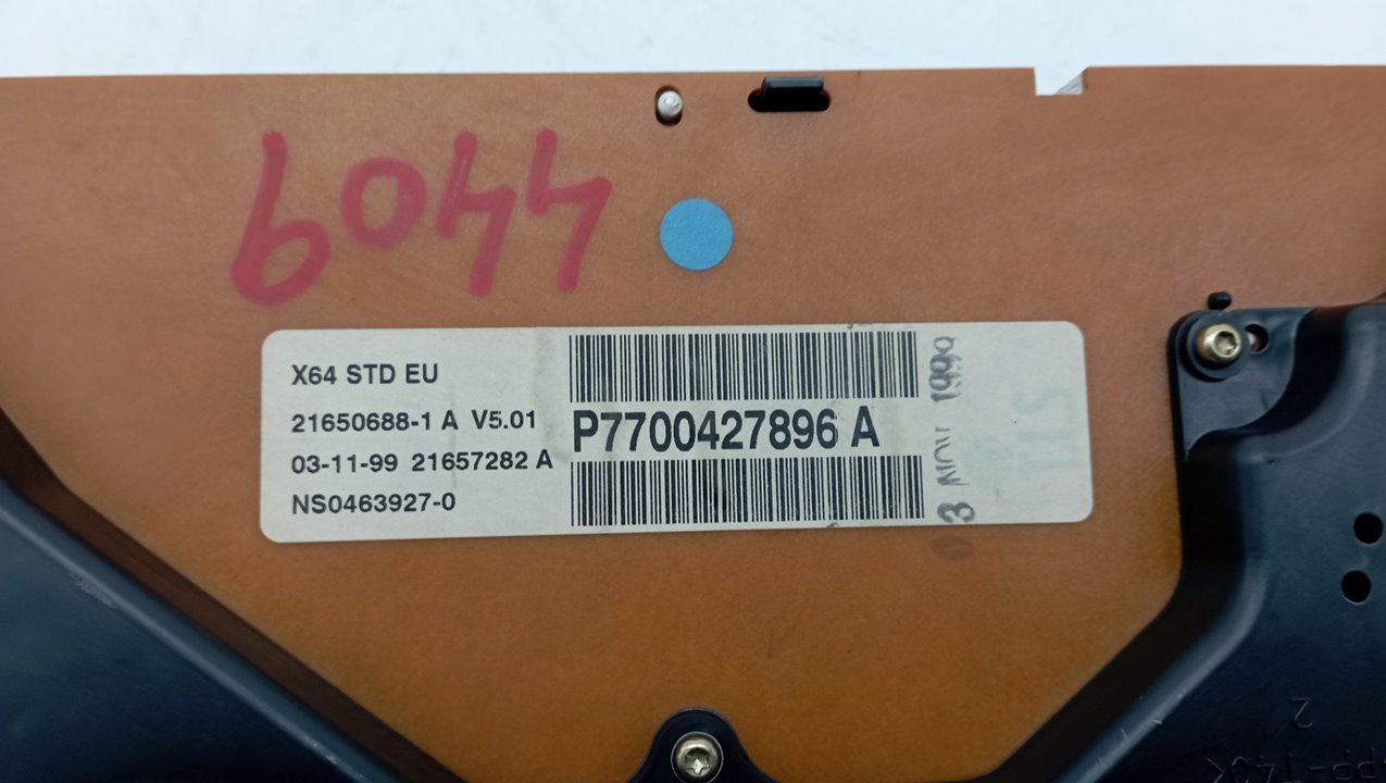 P7700427896A CUADRO INSTRUMENTOS RENAULT SCENIC I 1999 22075 devimagesvext/08283e45-1ba6-4c70-9a92-5b0ff35685bb/migcrv/imagenes/000/000/479/000000479554.jpeg